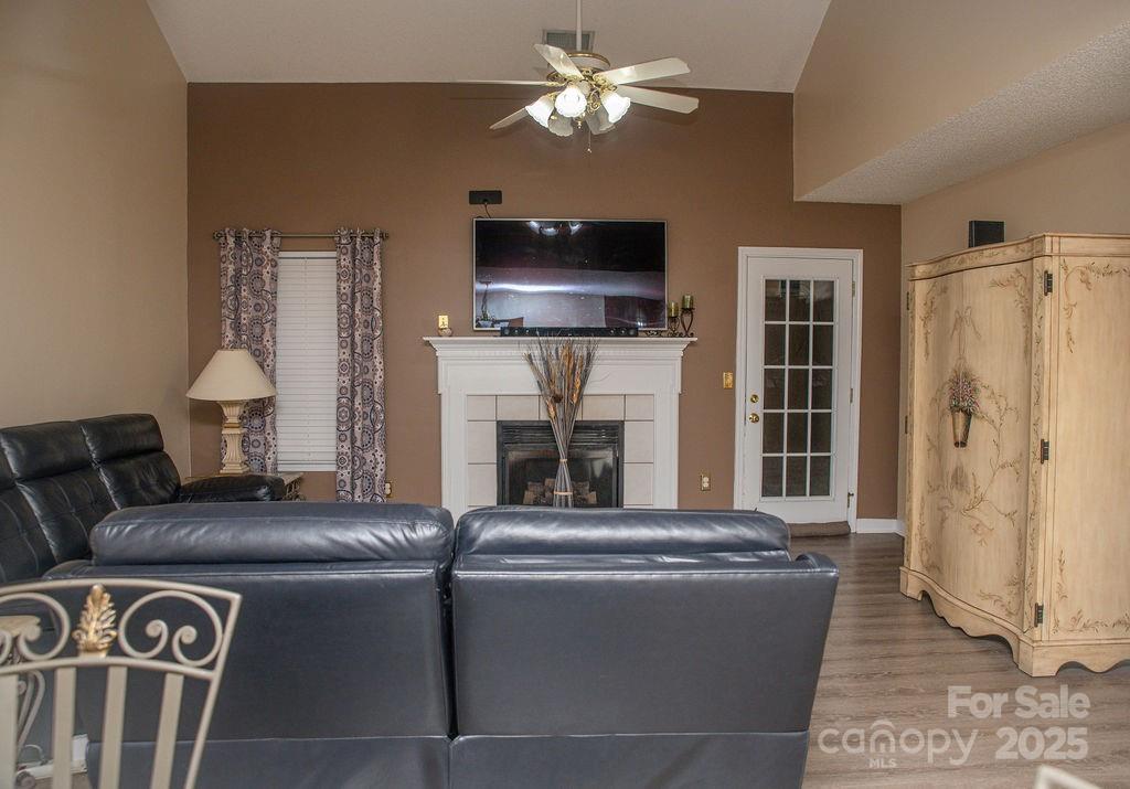 2345 Nuthatch Drive