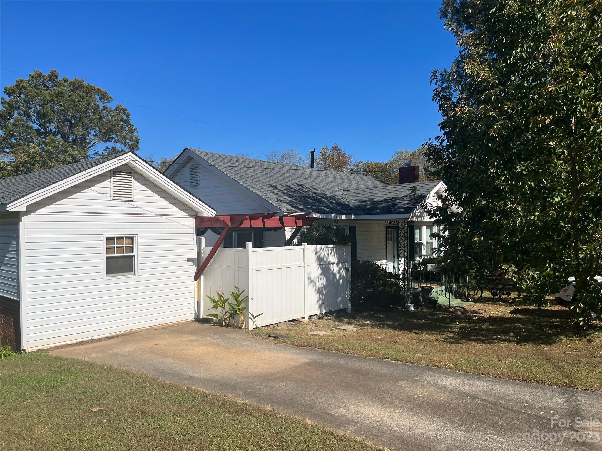 Carolinian Mills Inc - Residential