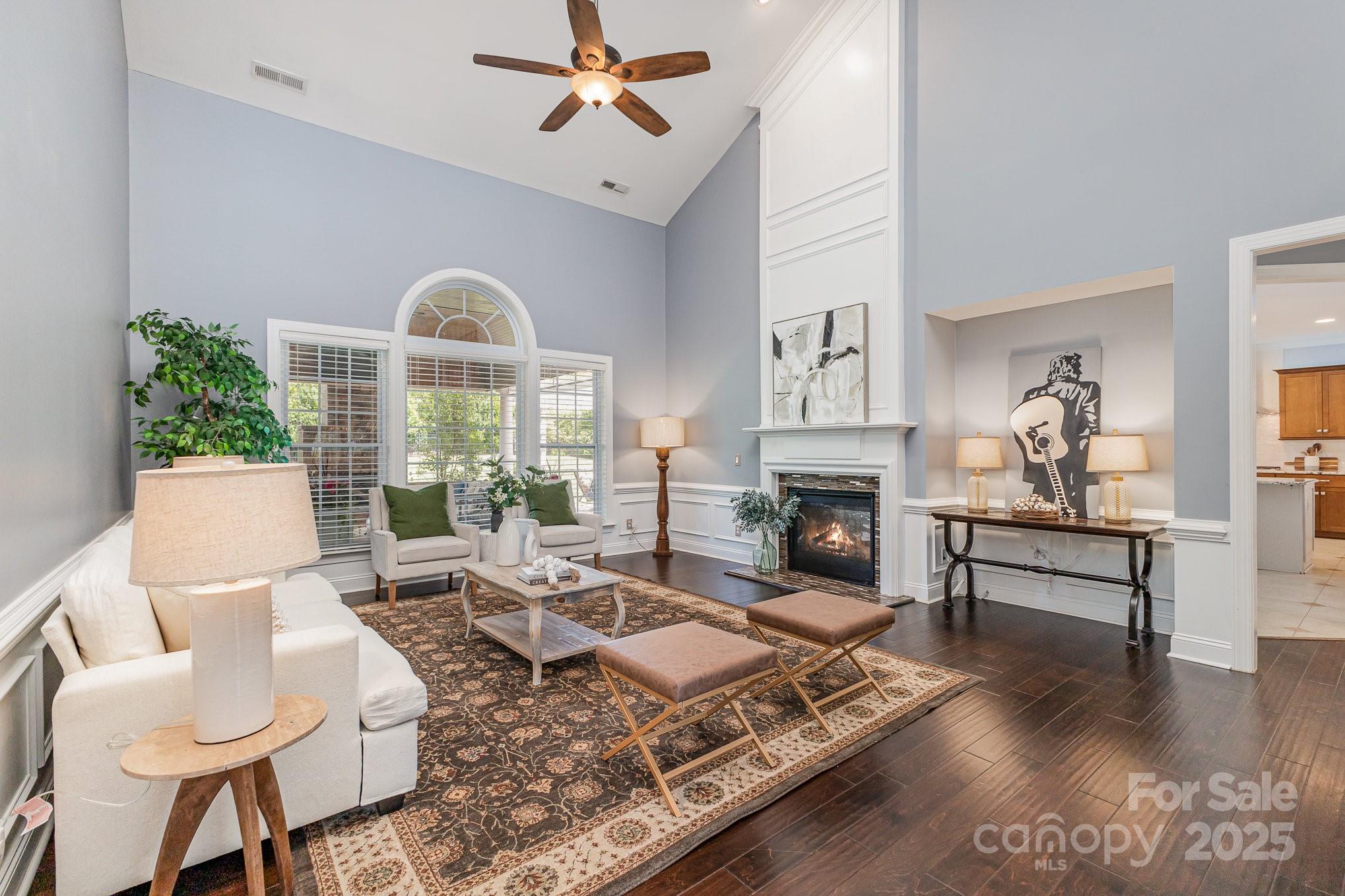 The Chimneys Of Marvin - Residential