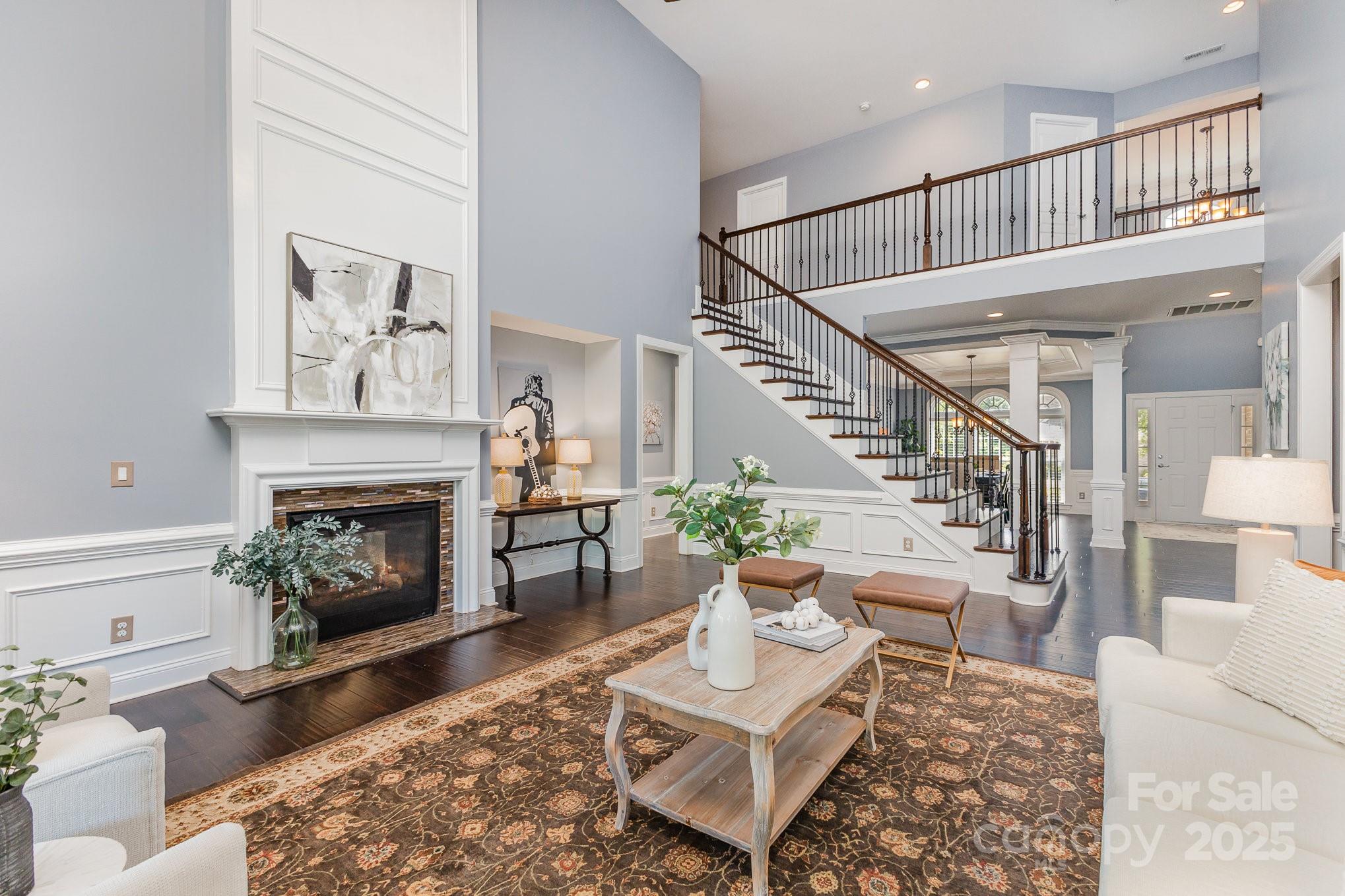 The Chimneys Of Marvin - Residential