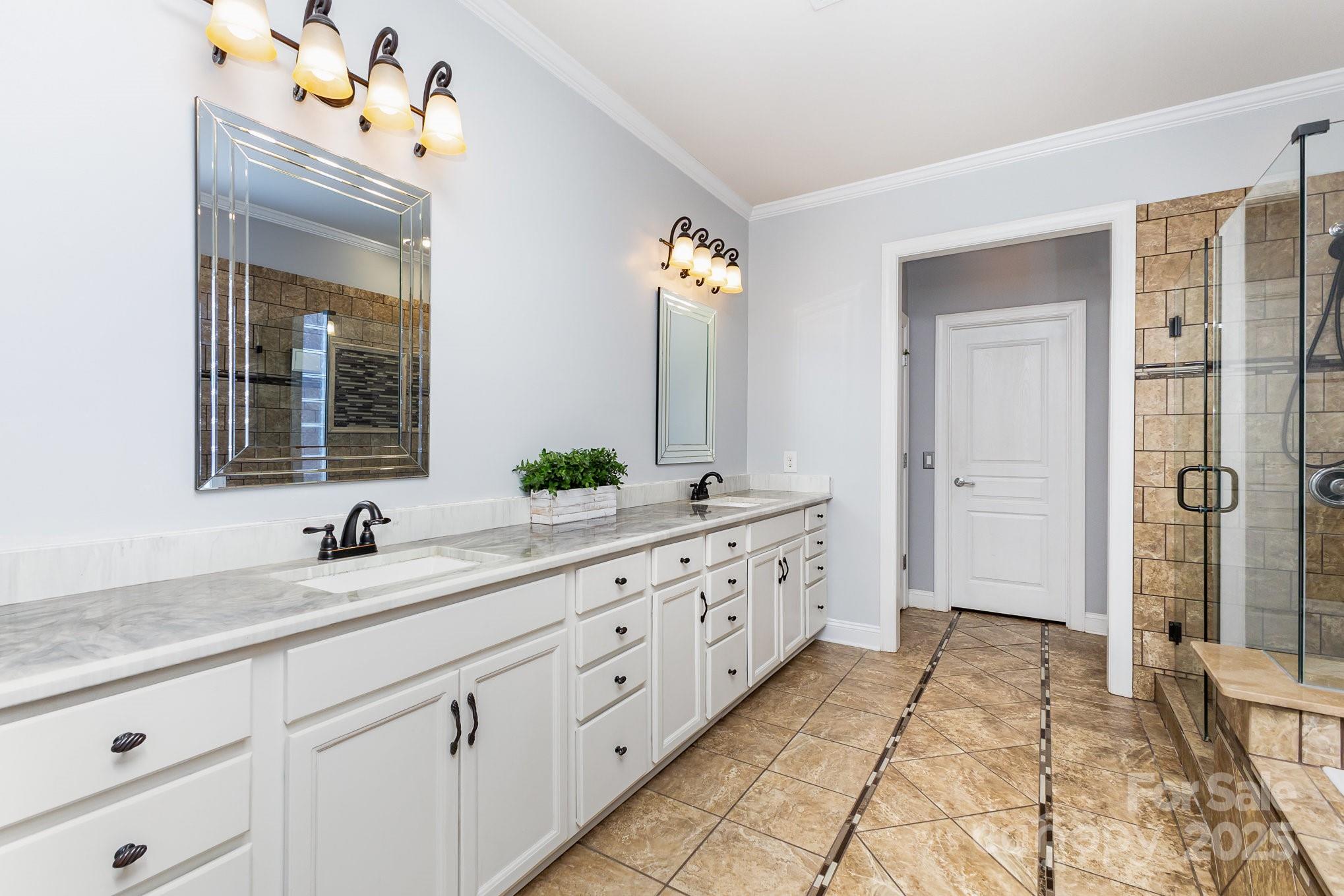 The Chimneys Of Marvin - Residential