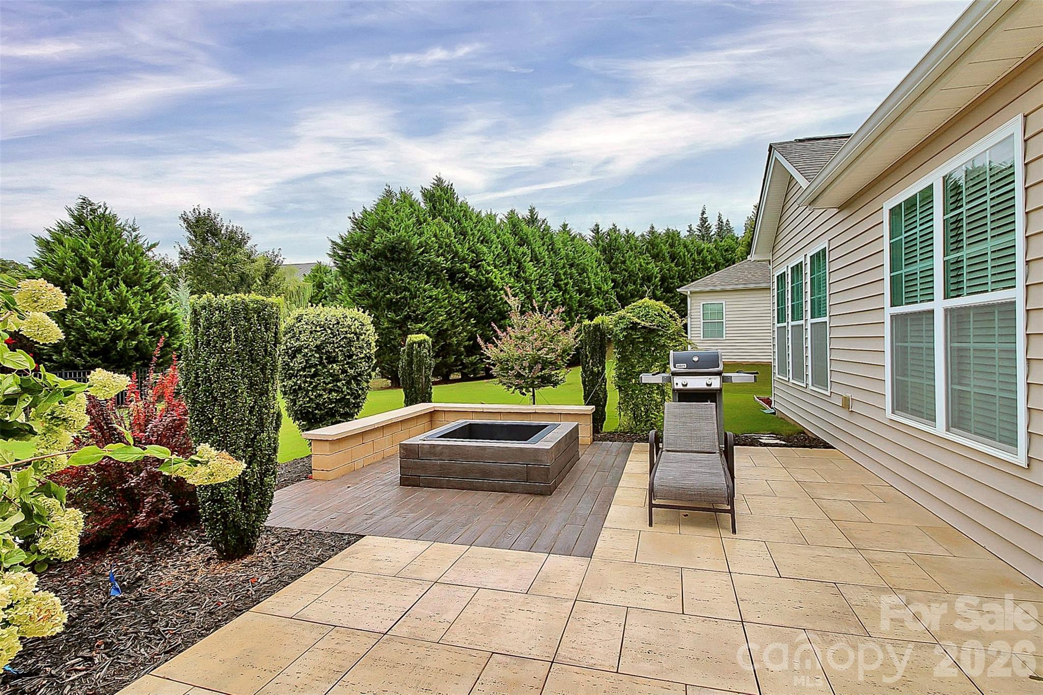 Lake Ridge - Residential