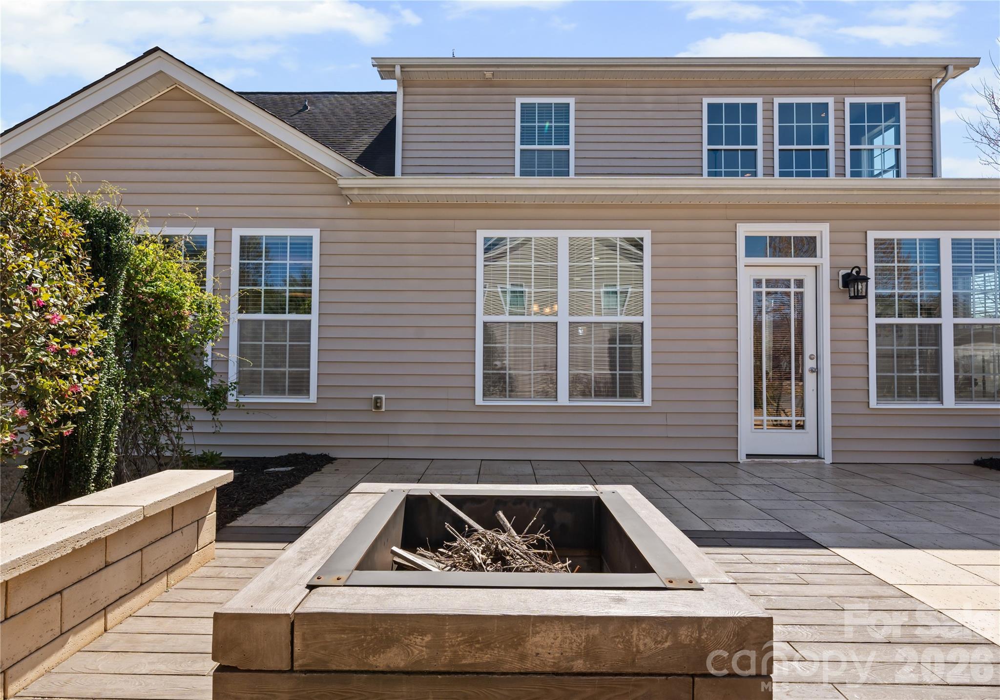 Lake Ridge - Residential