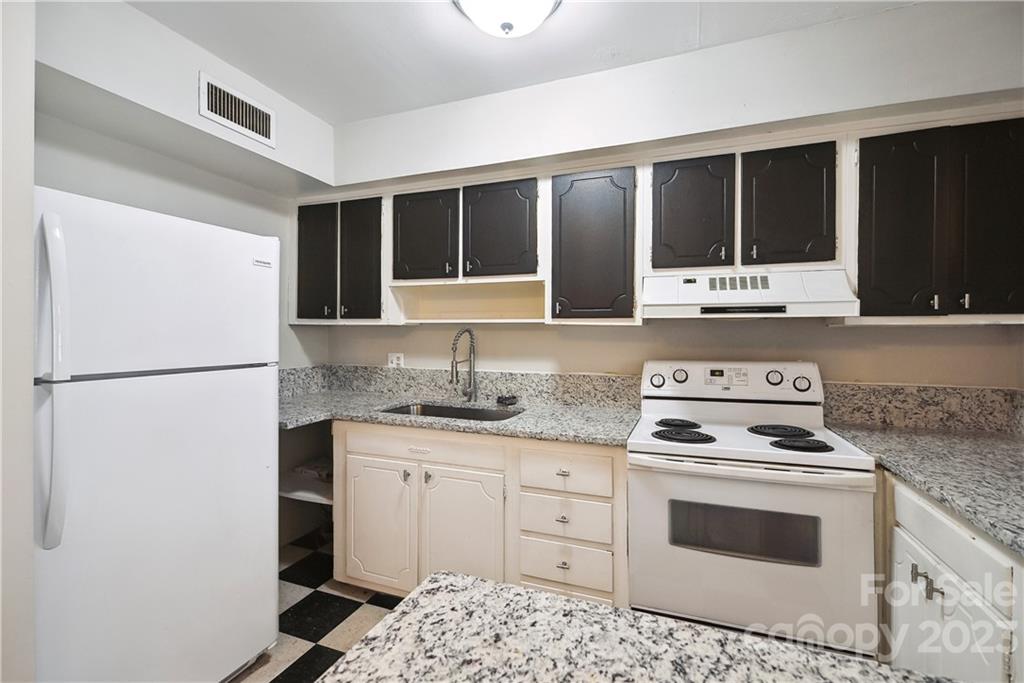 Mcalway Manor - Residential