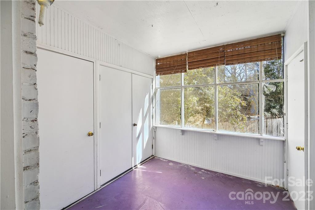 Mcalway Manor - Residential