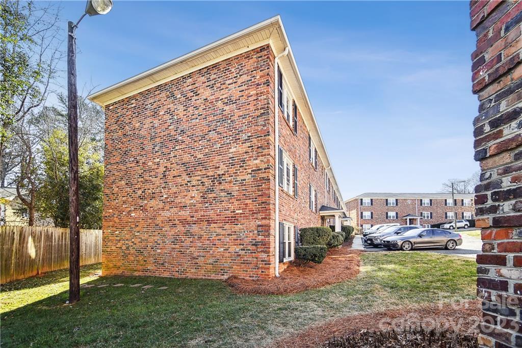 Mcalway Manor - Residential