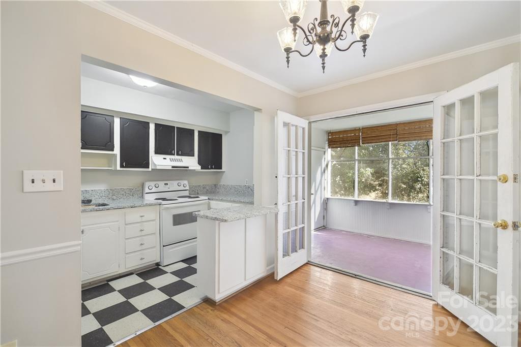Mcalway Manor - Residential