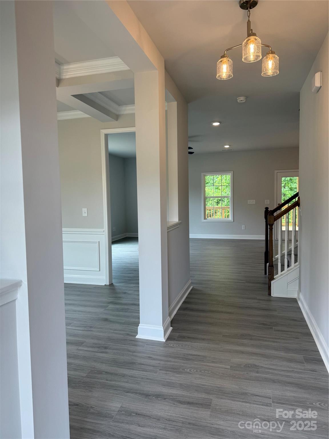 716 Inwood Hill Drive 10