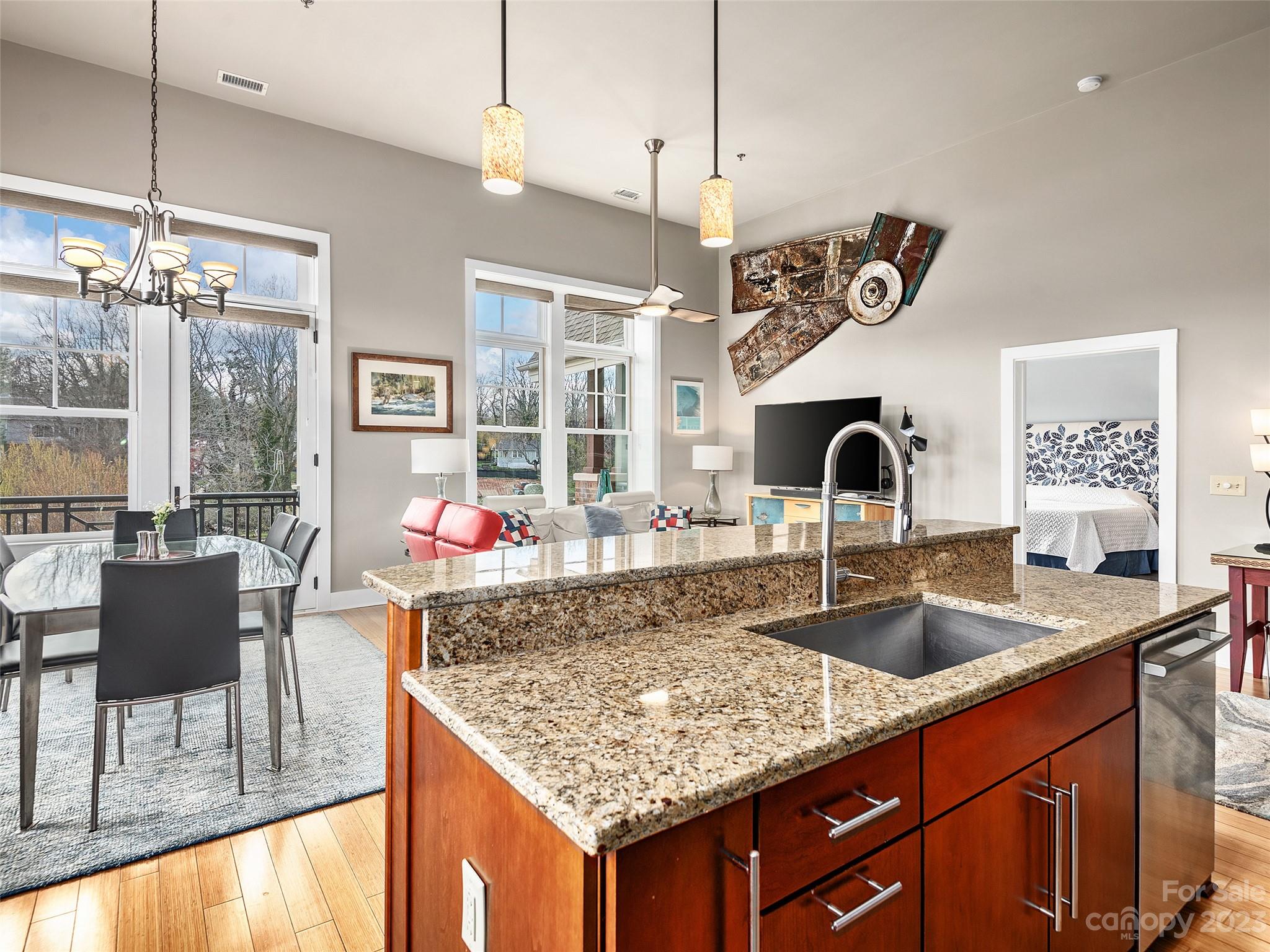 The Pioneer Building - Residential