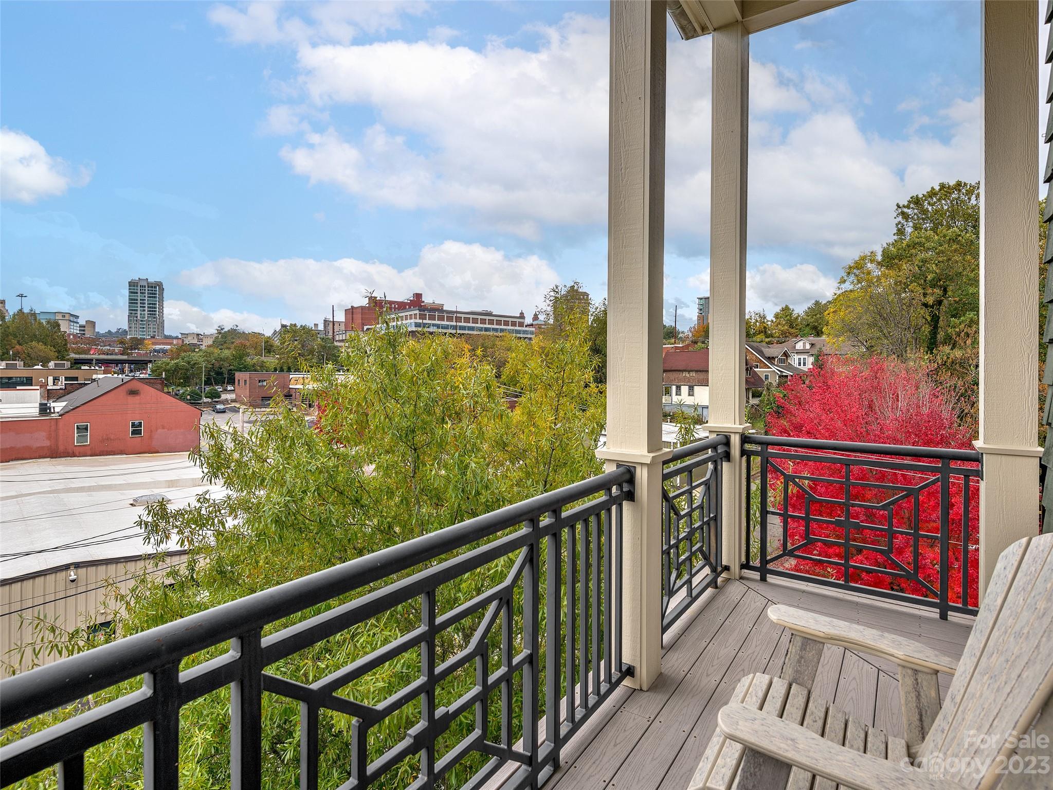 The Pioneer Building - Residential