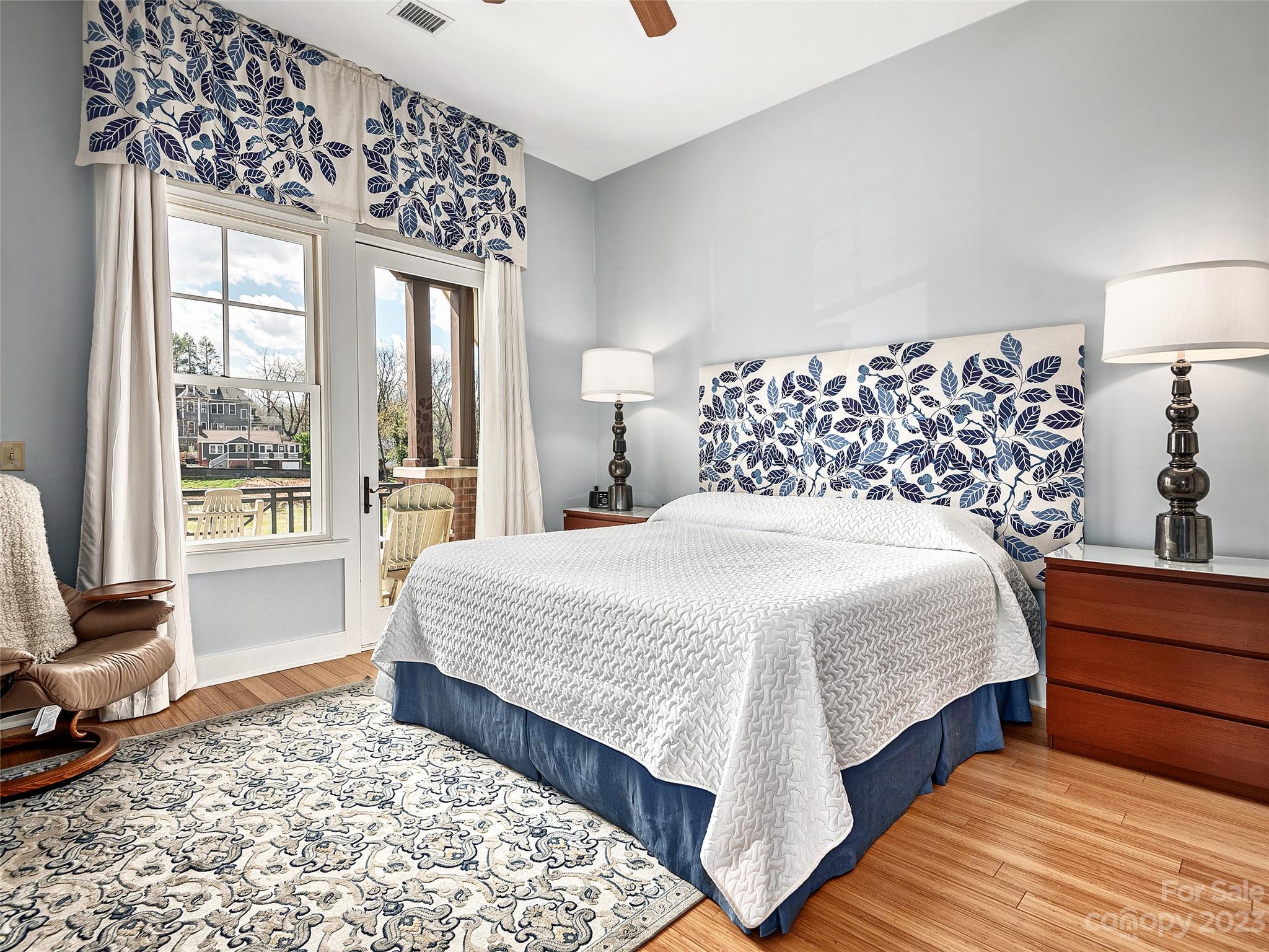 The Pioneer Building - Residential