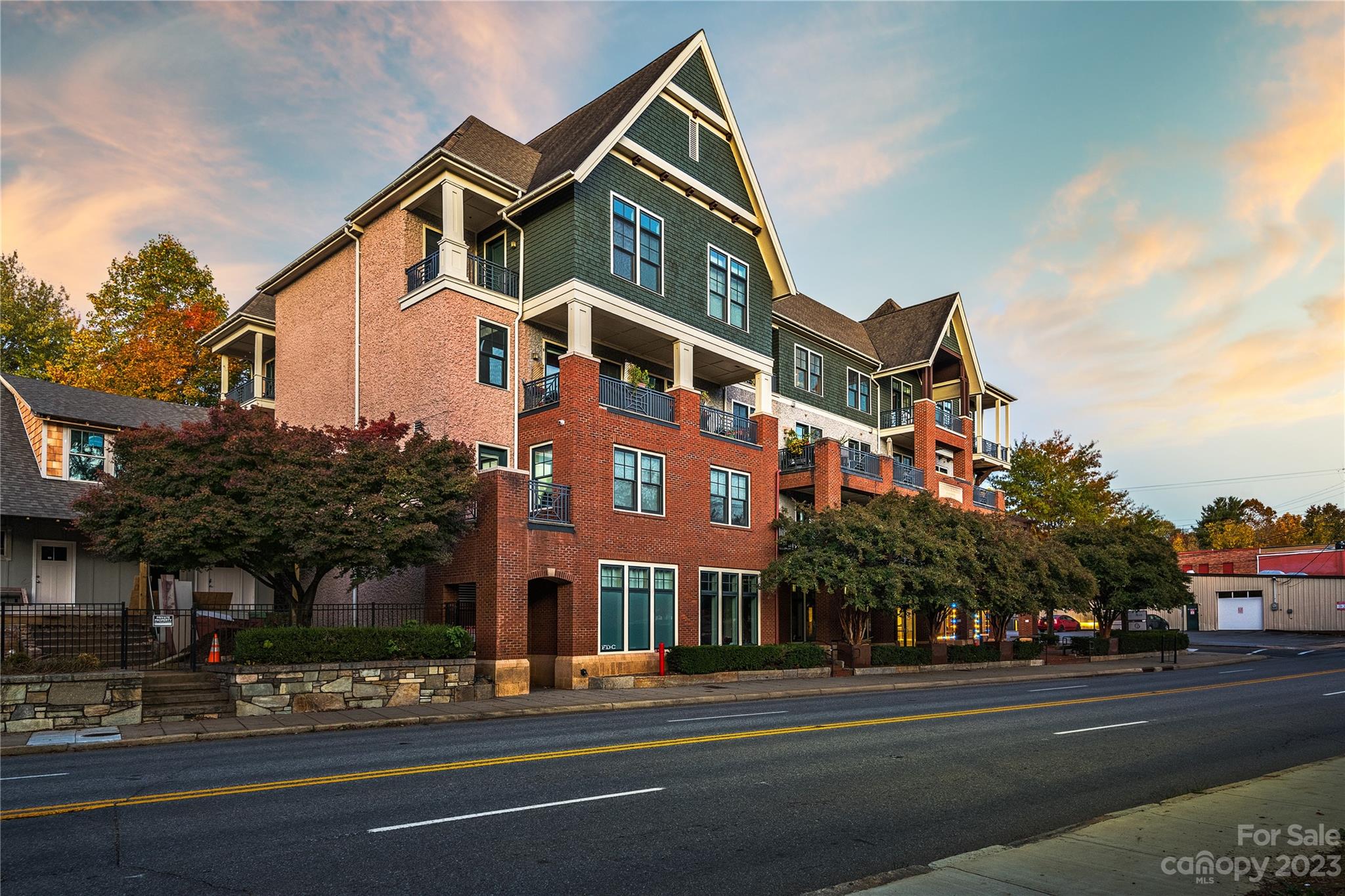 The Pioneer Building - Residential