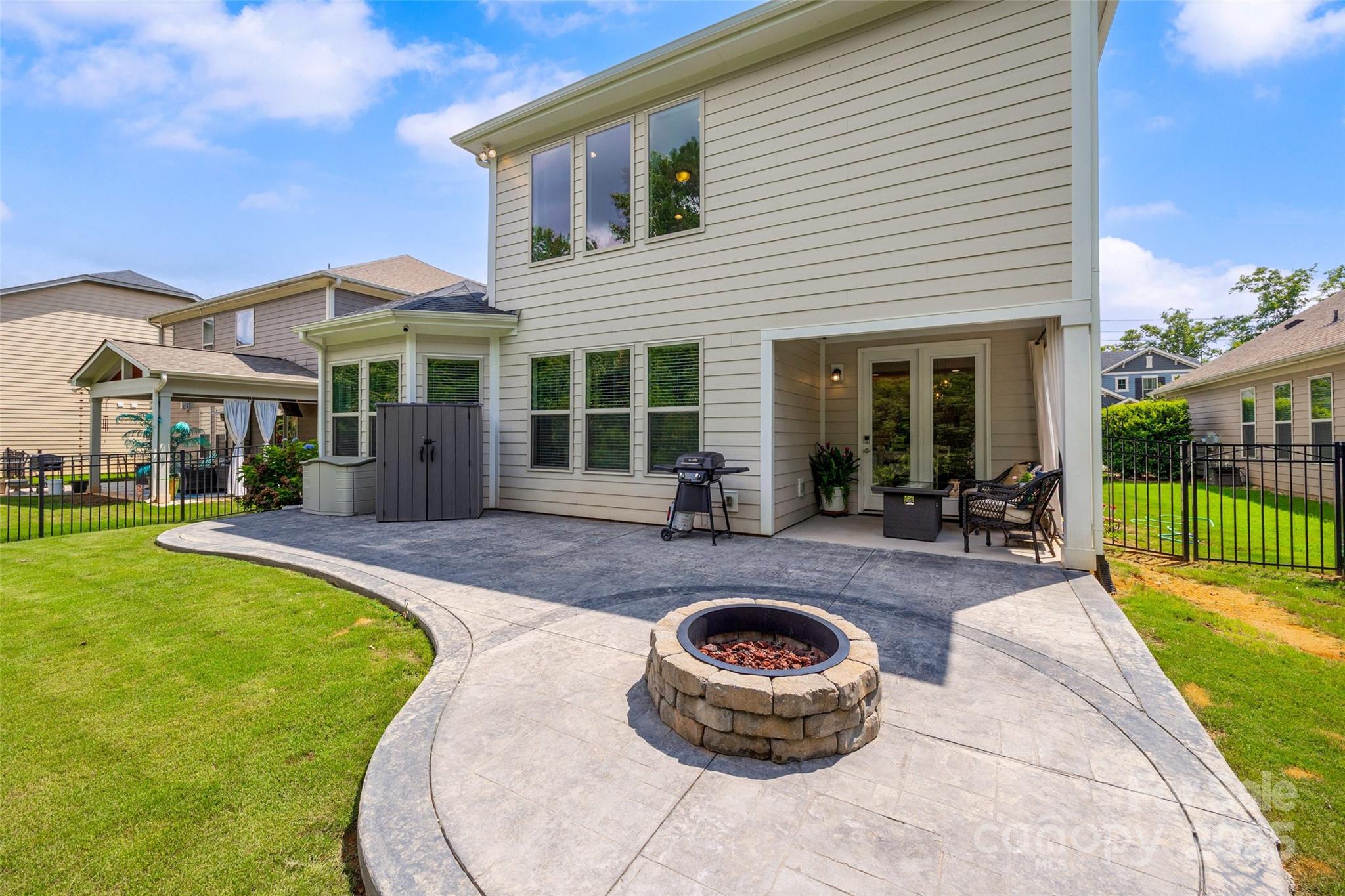 The Preserve At Riverchase - Residential