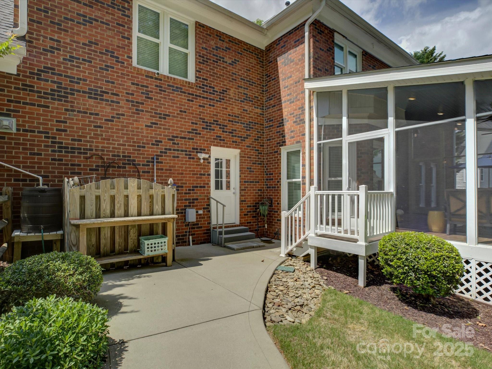 Riverpointe - Residential