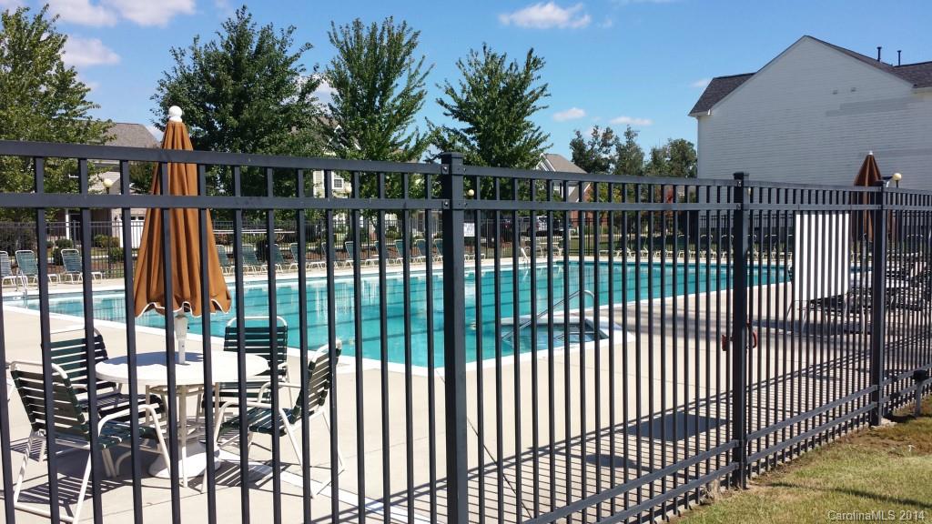 Autumn Cove at Lake Wylie - Residential