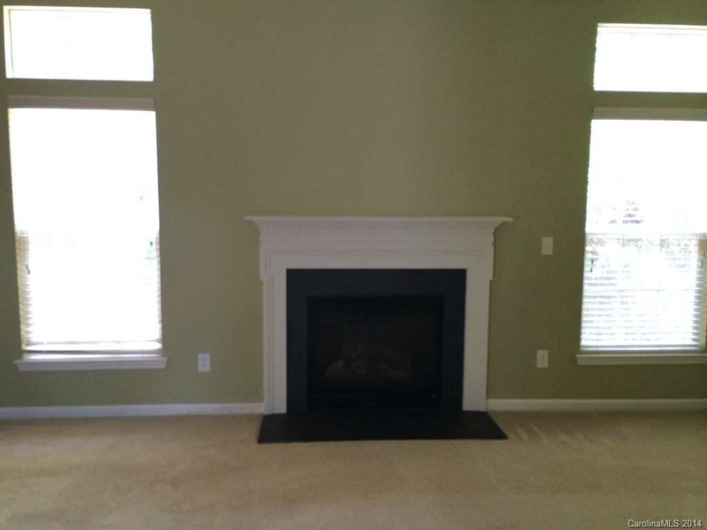 Autumn Cove at Lake Wylie - Residential