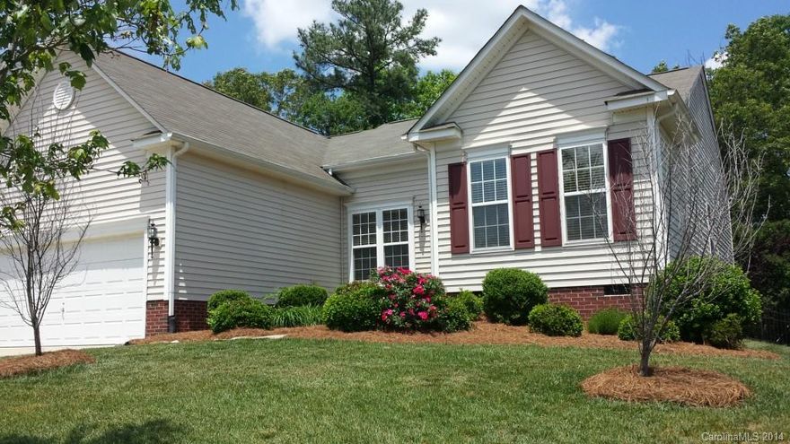 Great three bedroom, two bath RANCH with a fenced in yard located on a cul de sac!  Split bedroom floor plan is light and bright with lots of windows.  Kitchen w/42 inch cabinets and large breakfast area opens to spacious great room with fireplace.  Beautiful sunroom is wonderful and brings the outdoors in.  Nice deck and stone patio area for your outdoor enjoyment. Wonderful home for entertaining!  Rear yard backs to woods.  Neighborhood has pool and playground.   Award Winning Clover School district.