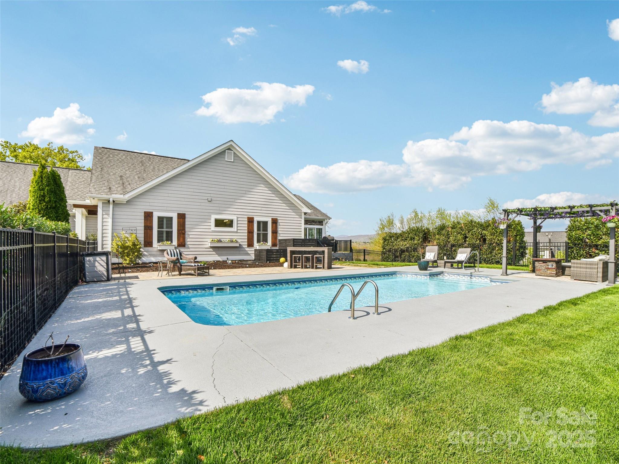 Ridgeview At Sweetwater Hills - Residential