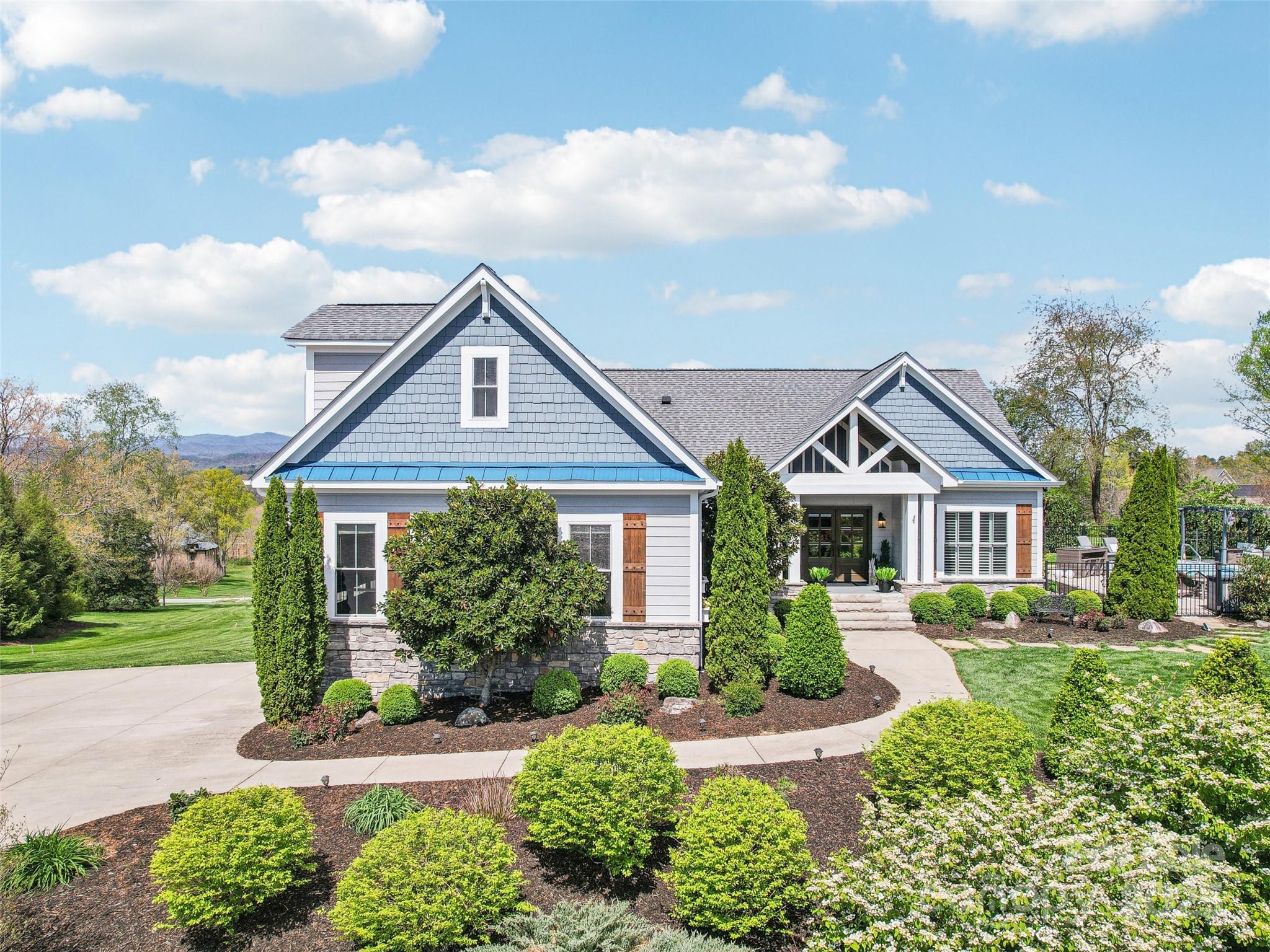 74 Ridgeview Hill Drive