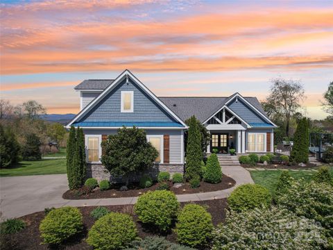 74 Ridgeview Hill Drive Hendersonville NC 28791