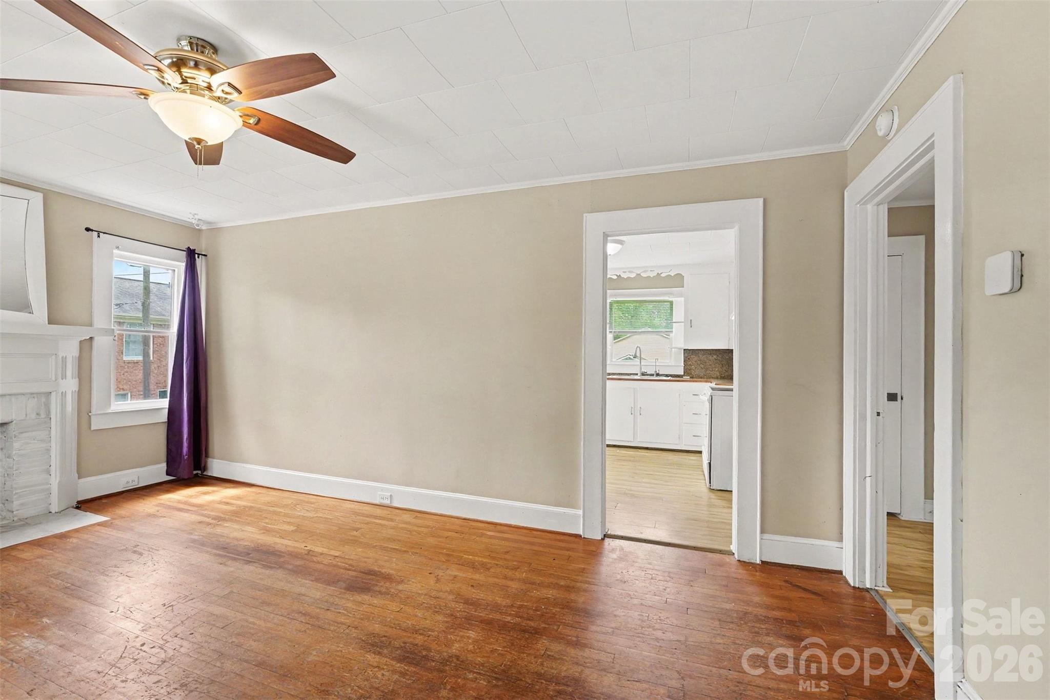 1102 Desoto Avenue