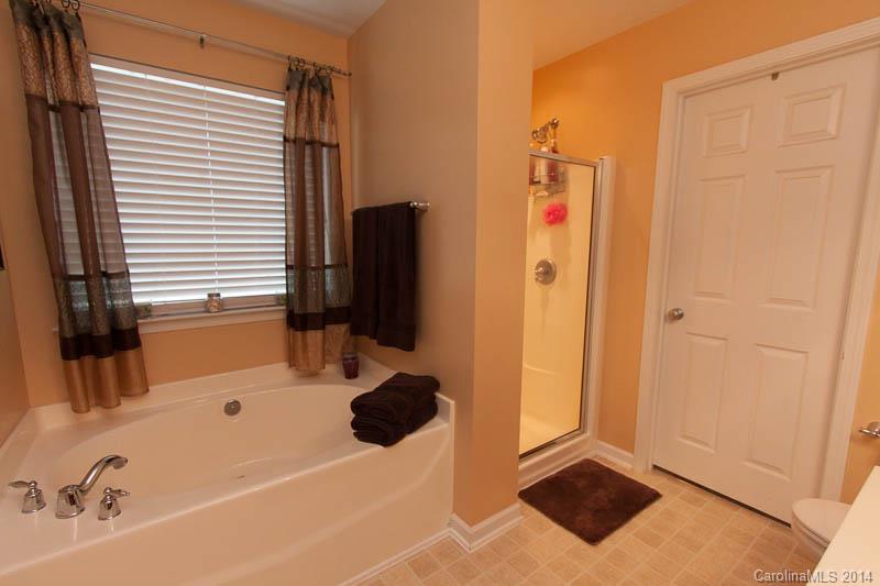 Brandon Oaks - Residential