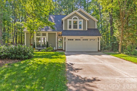 Photo of 14018 Naworth Lane, Huntersville, NC 28078 (MLS # 4381106)