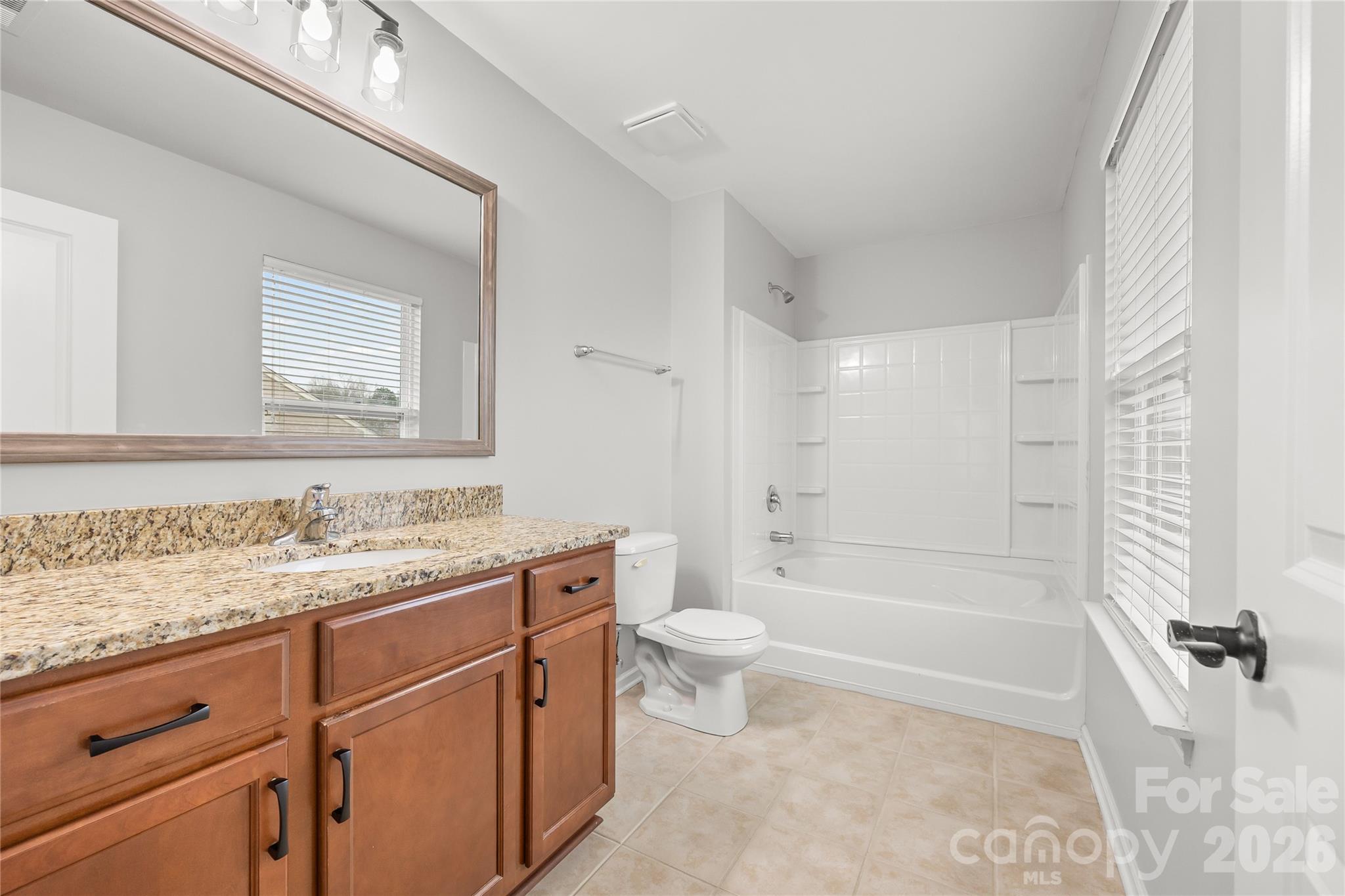 Ellis Pond - Residential