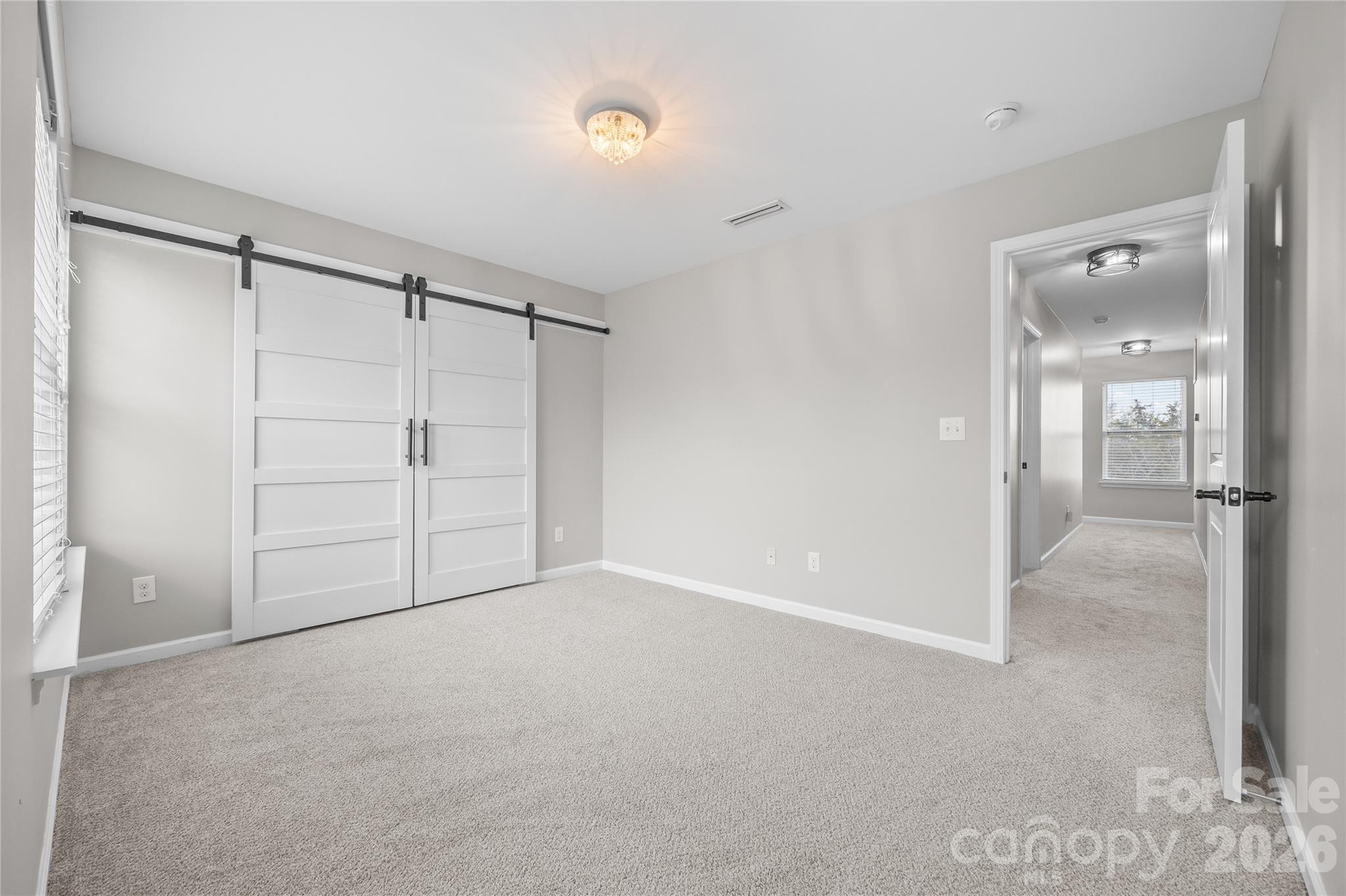 Ellis Pond - Residential