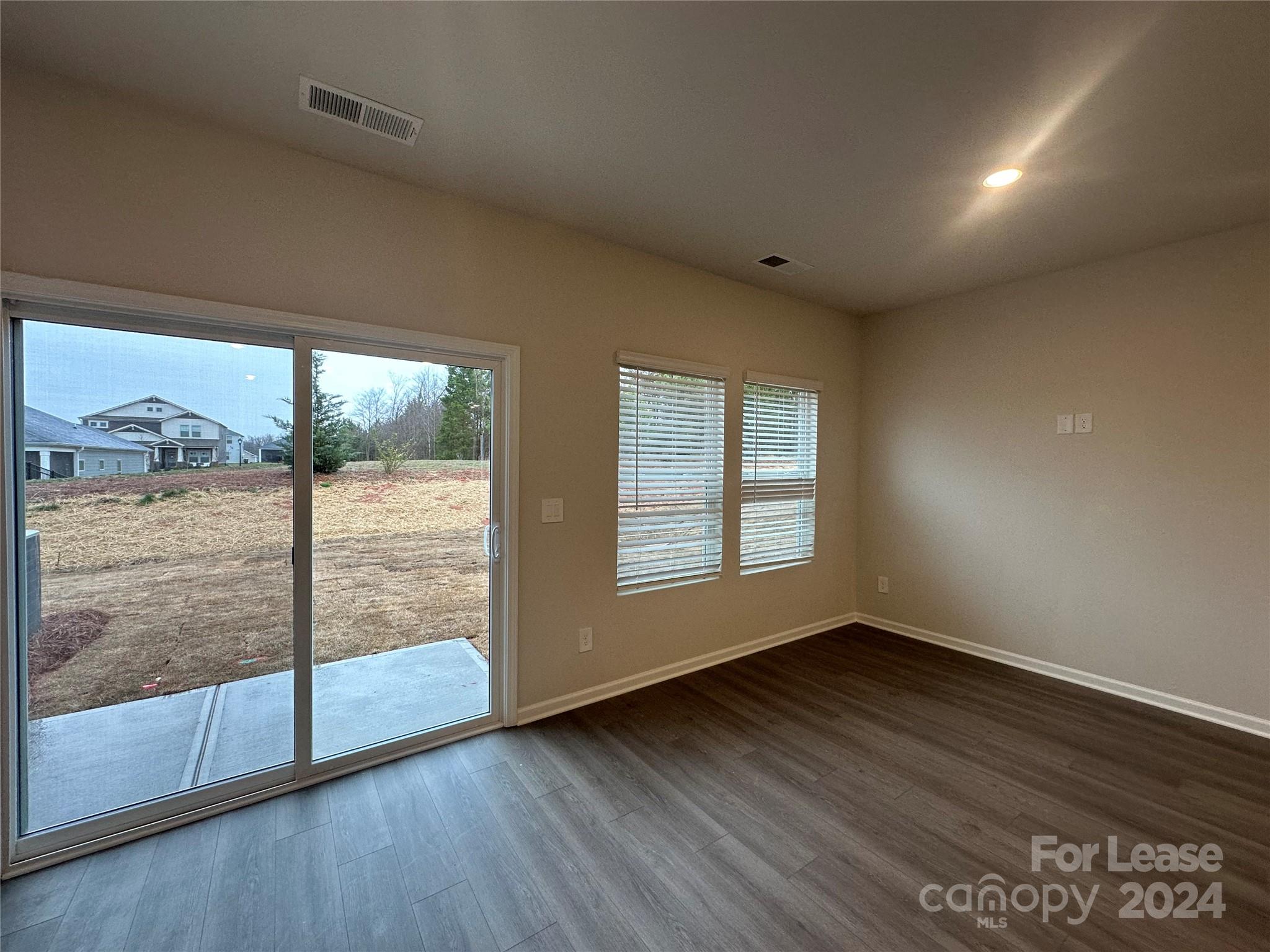 Georgetown Crossing - Residential Lease