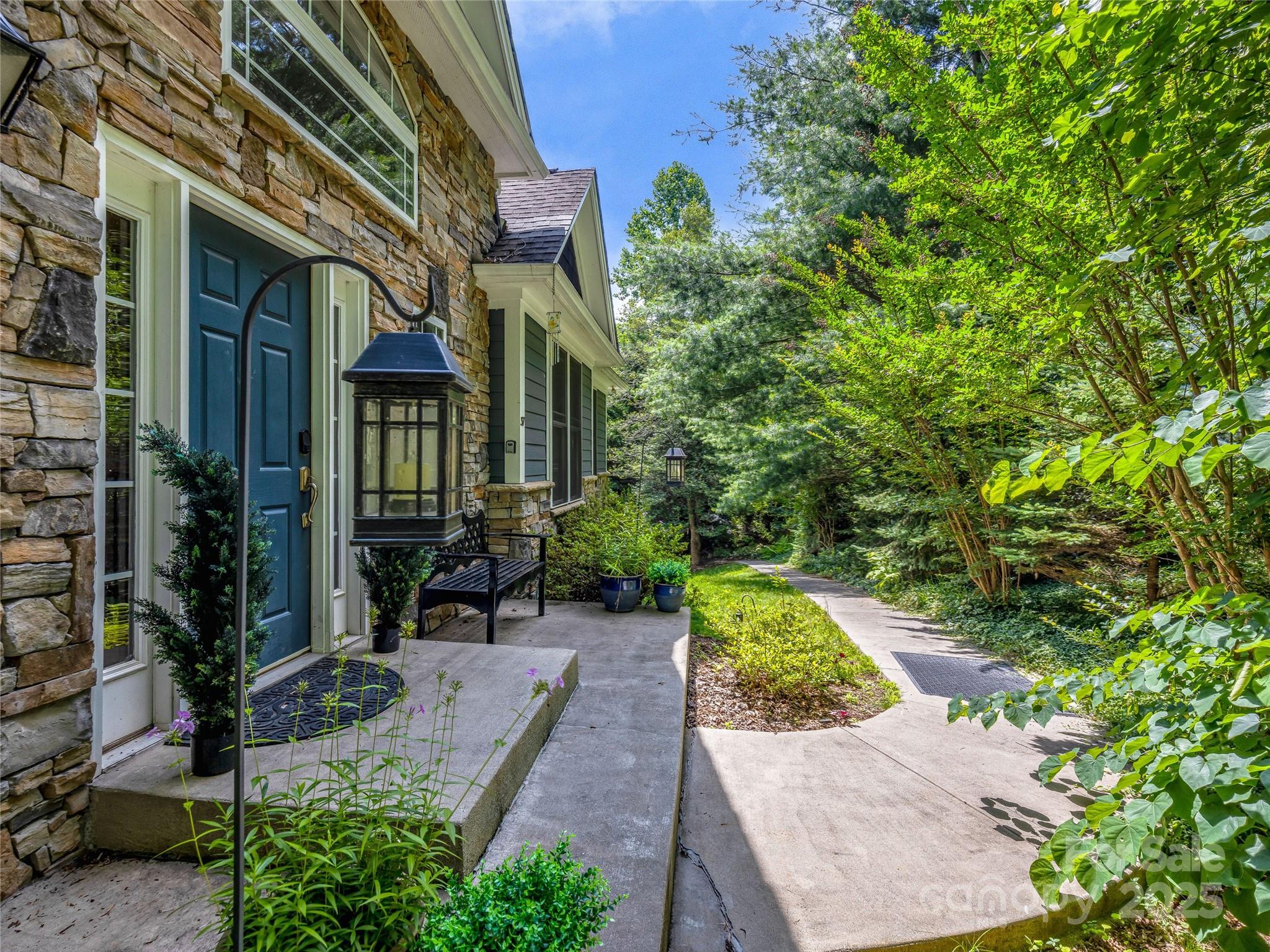 37 Gaston Mountain Road