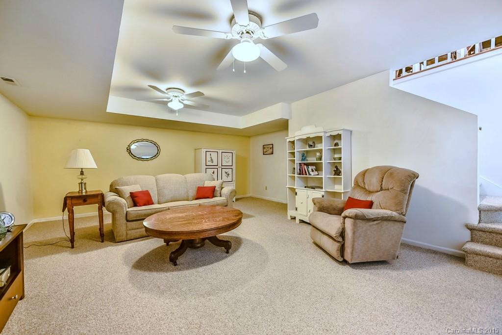 Tega Cay - Residential