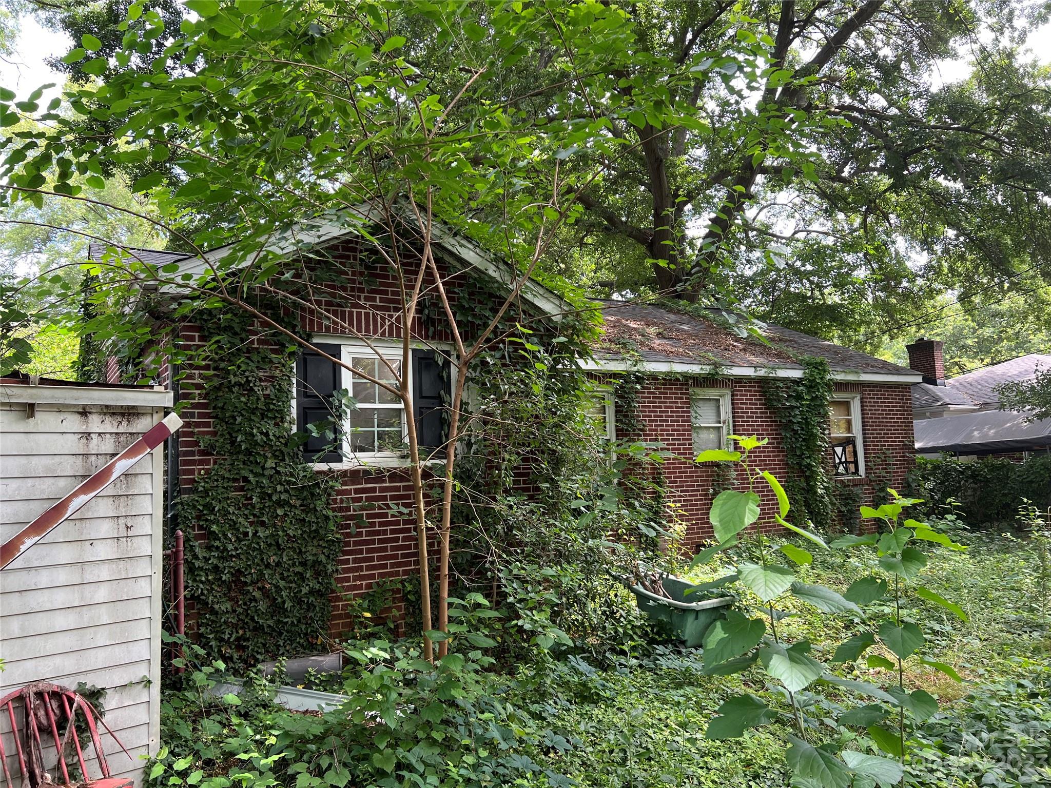 Colonial Heights - Residential