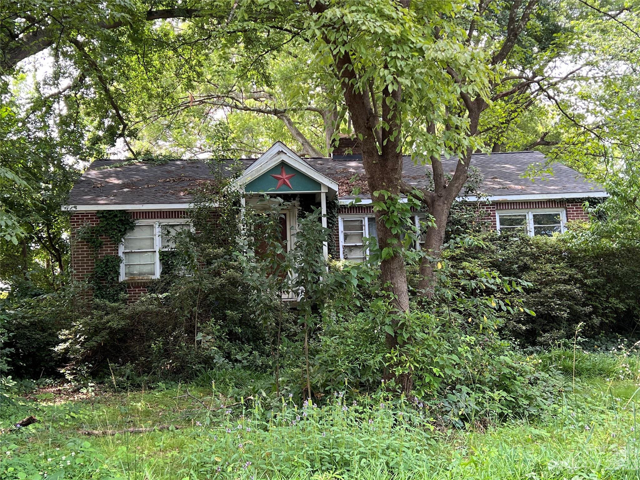 Colonial Heights - Residential