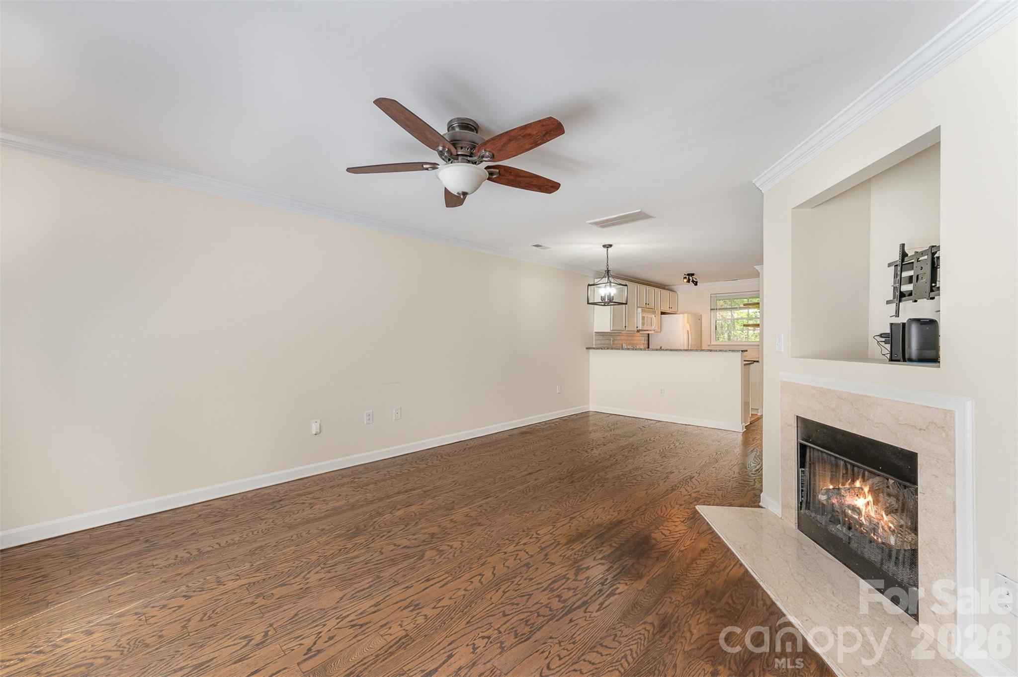 Williamsburg on Commonwealth - Residential