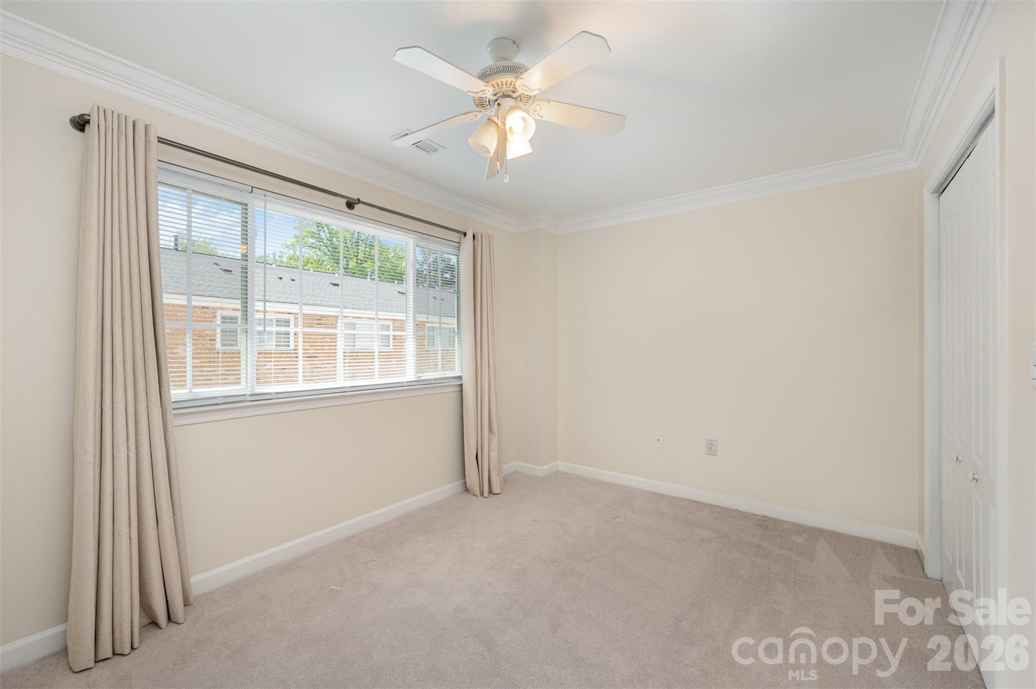 Williamsburg on Commonwealth - Residential