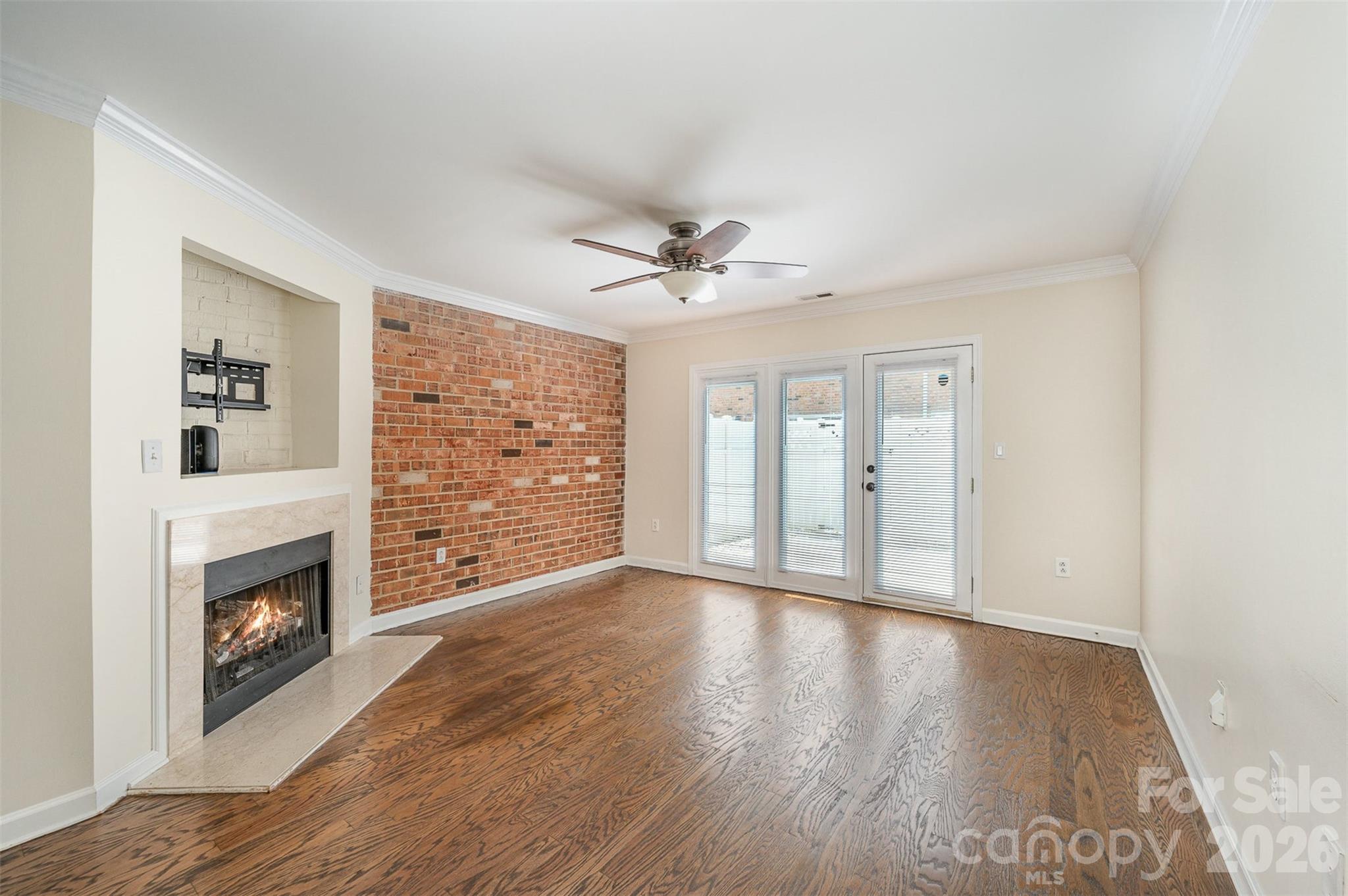 Williamsburg on Commonwealth - Residential