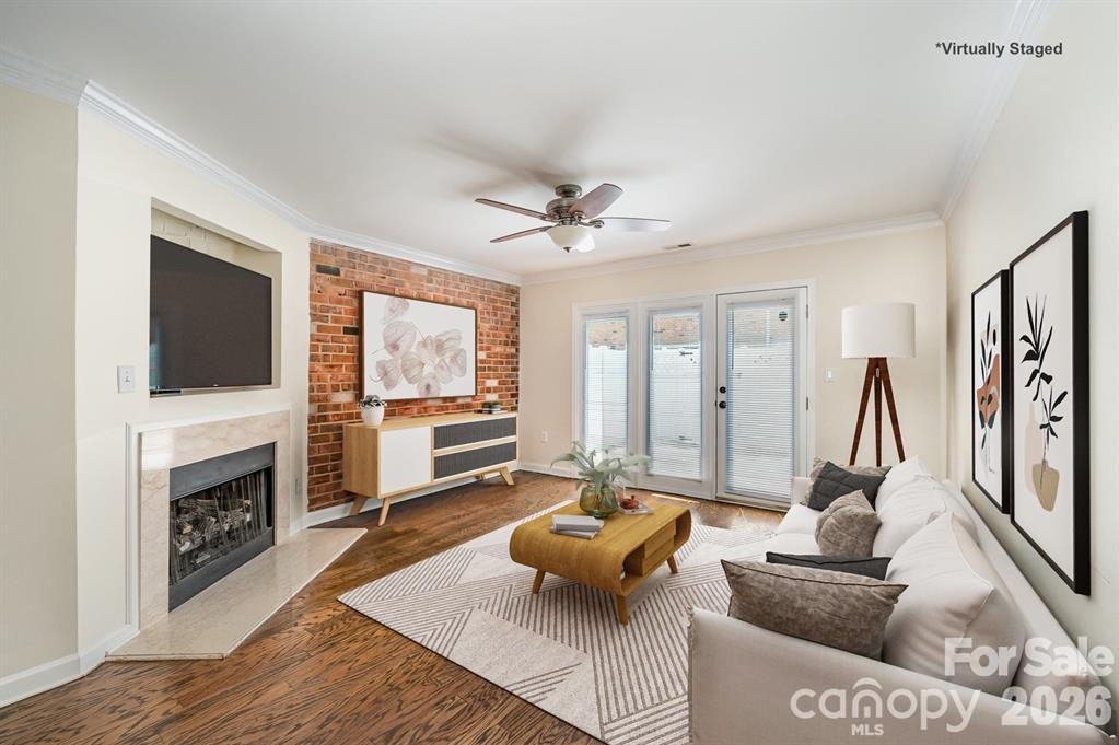 Williamsburg on Commonwealth - Residential