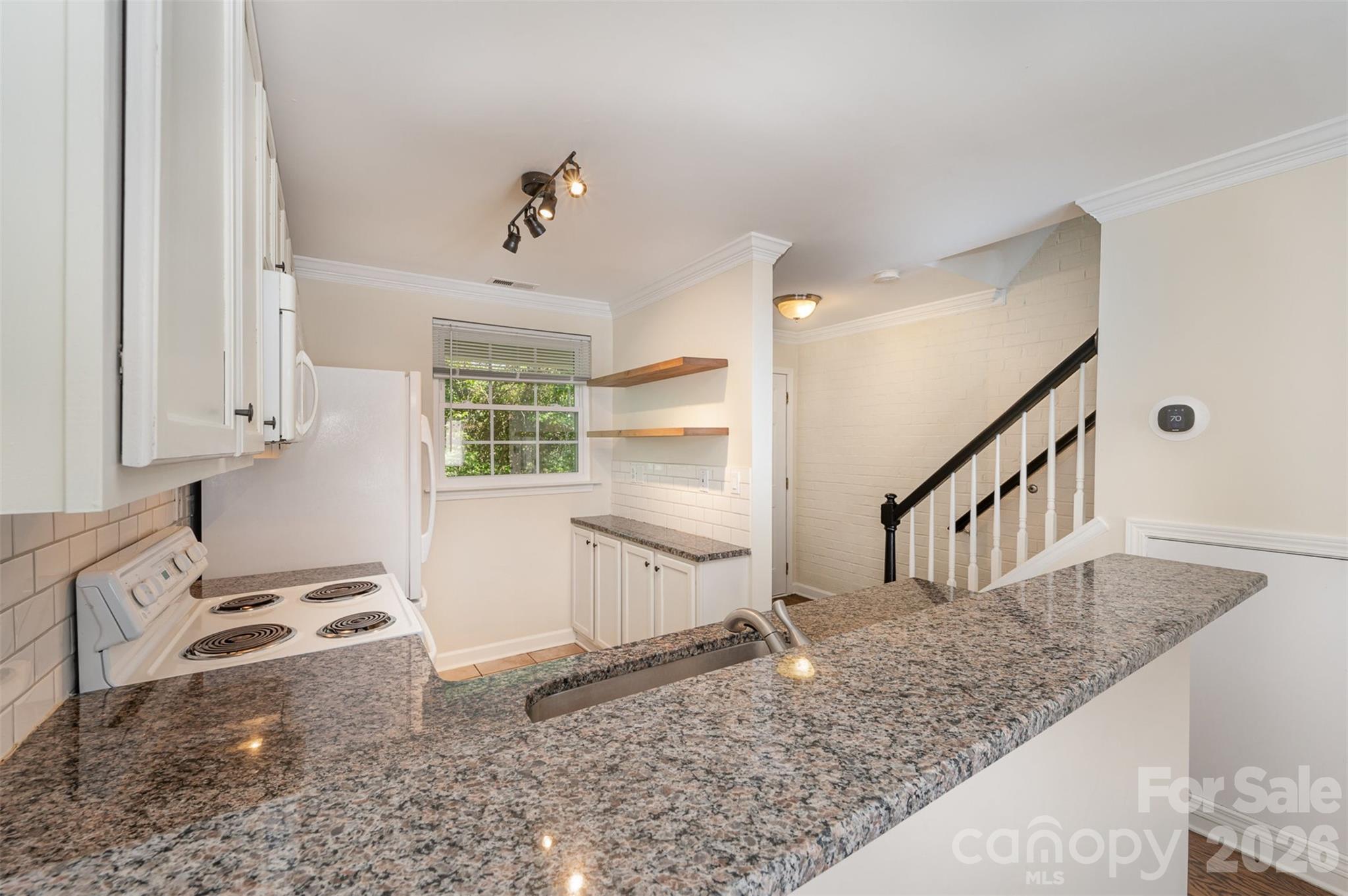 Williamsburg on Commonwealth - Residential