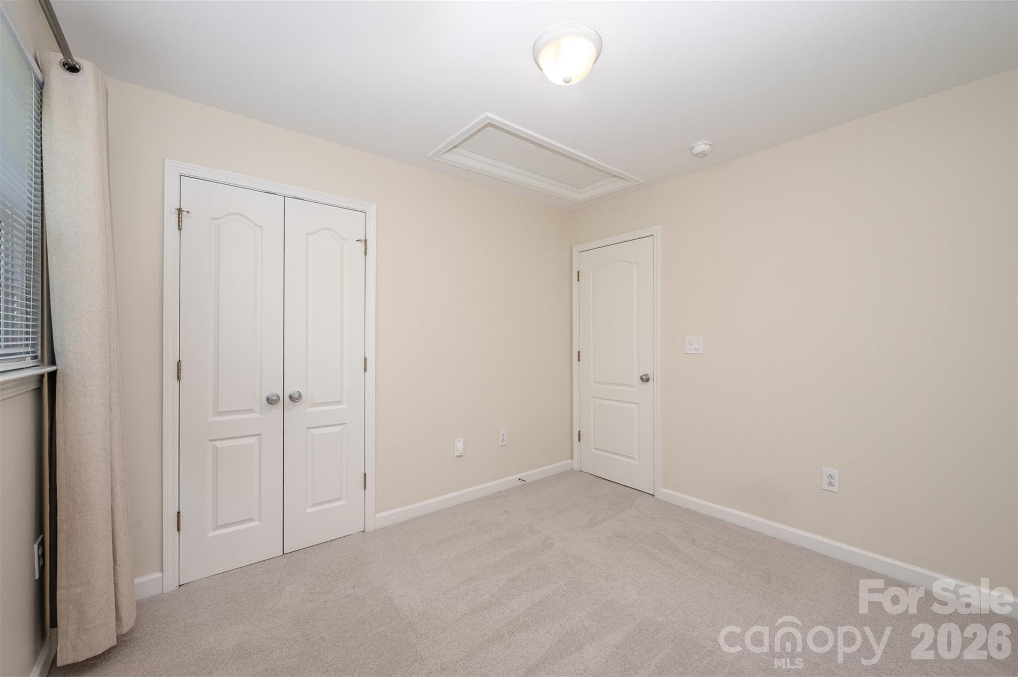 Williamsburg on Commonwealth - Residential