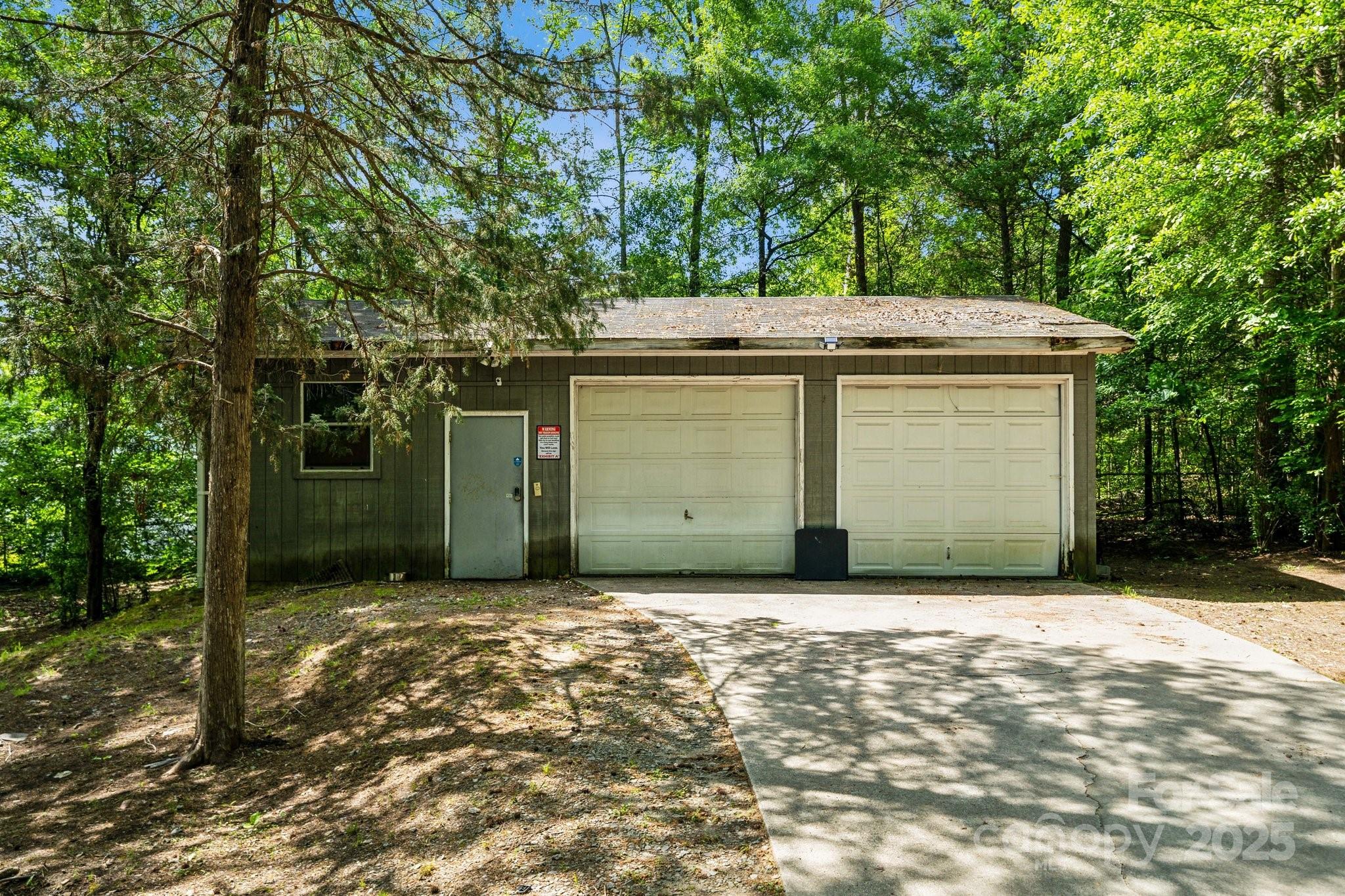 1917 Tom Sadler Road