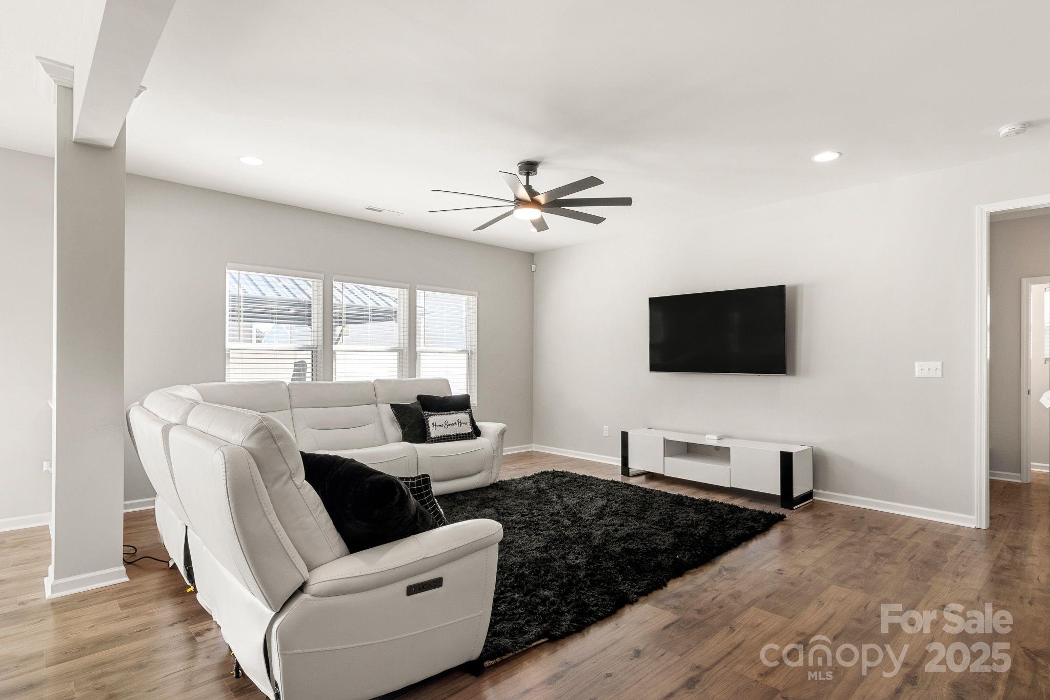 Austen Lakes - Residential