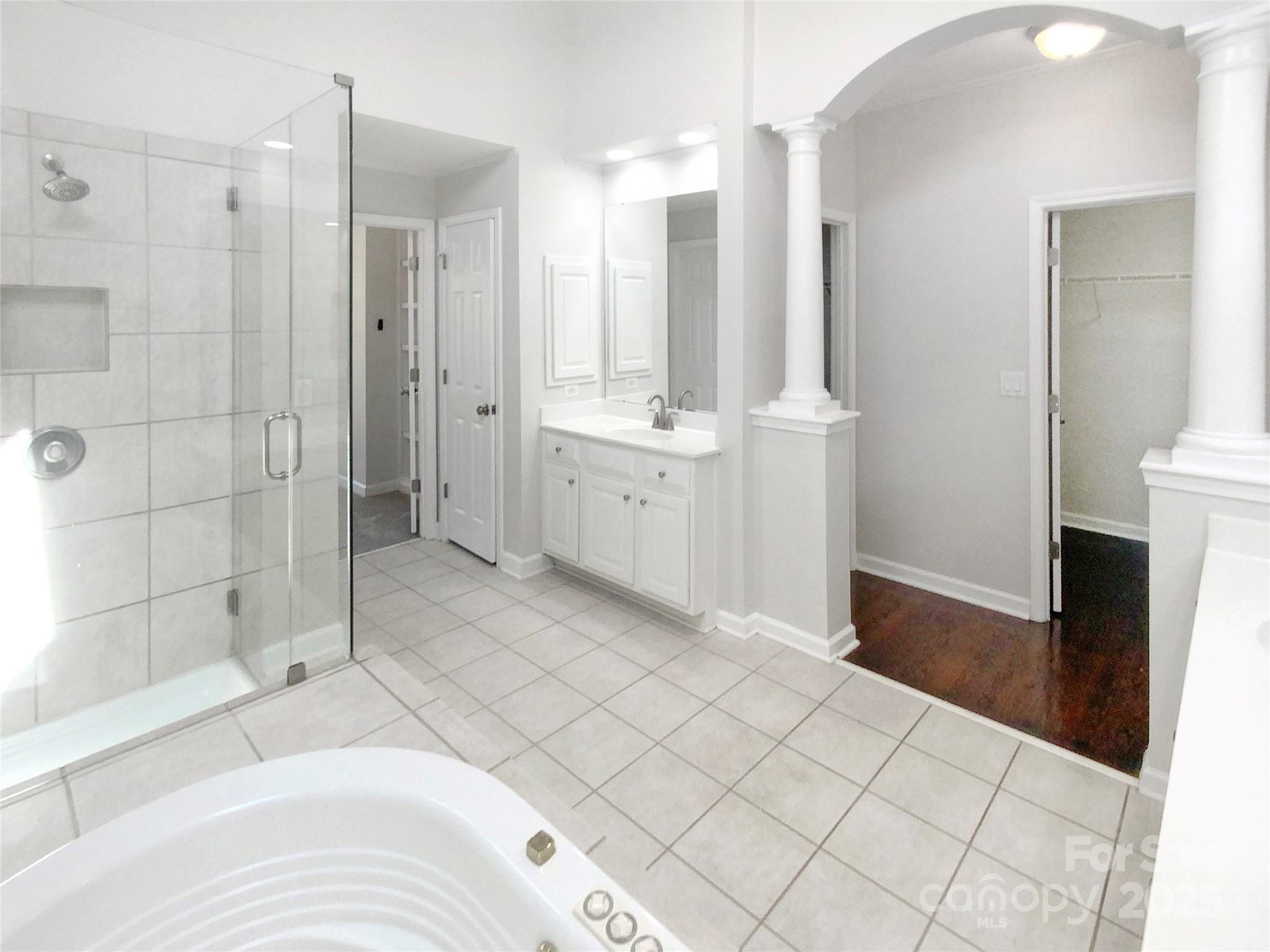 Bridgehampton - Residential