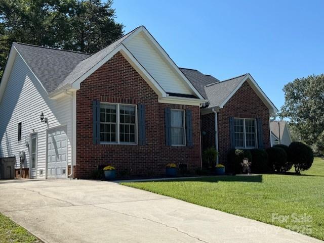 1234 Laurel Woods Drive