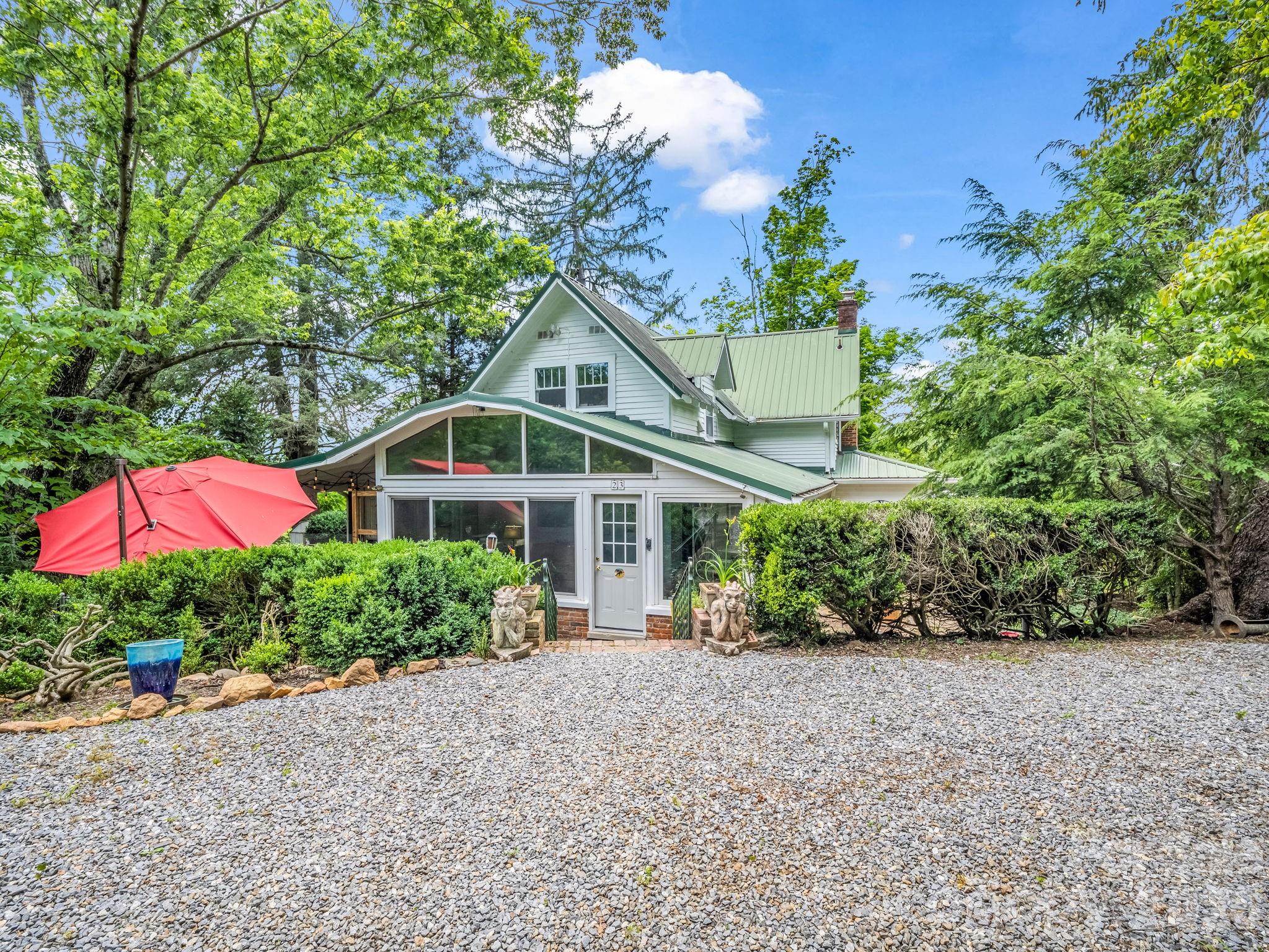 23 Sunset Drive