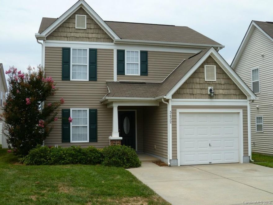 Kitchen is bright and open to great room. Great room has corer gas log fireplace. Master bedroom has cathedral ceiling and walk in closet. Fenced back yard. Single family living very convenient to Ballantyne and Fort Mill. Neighborhood has great community pool and amenities. Available for quick close! Low Lancaster taxes.