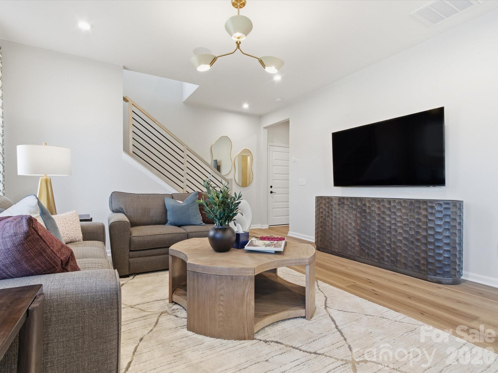 Ellis Townes - Residential