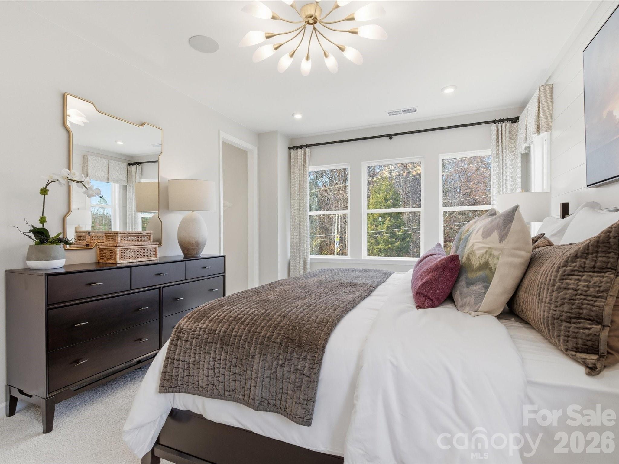 Ellis Townes - Residential