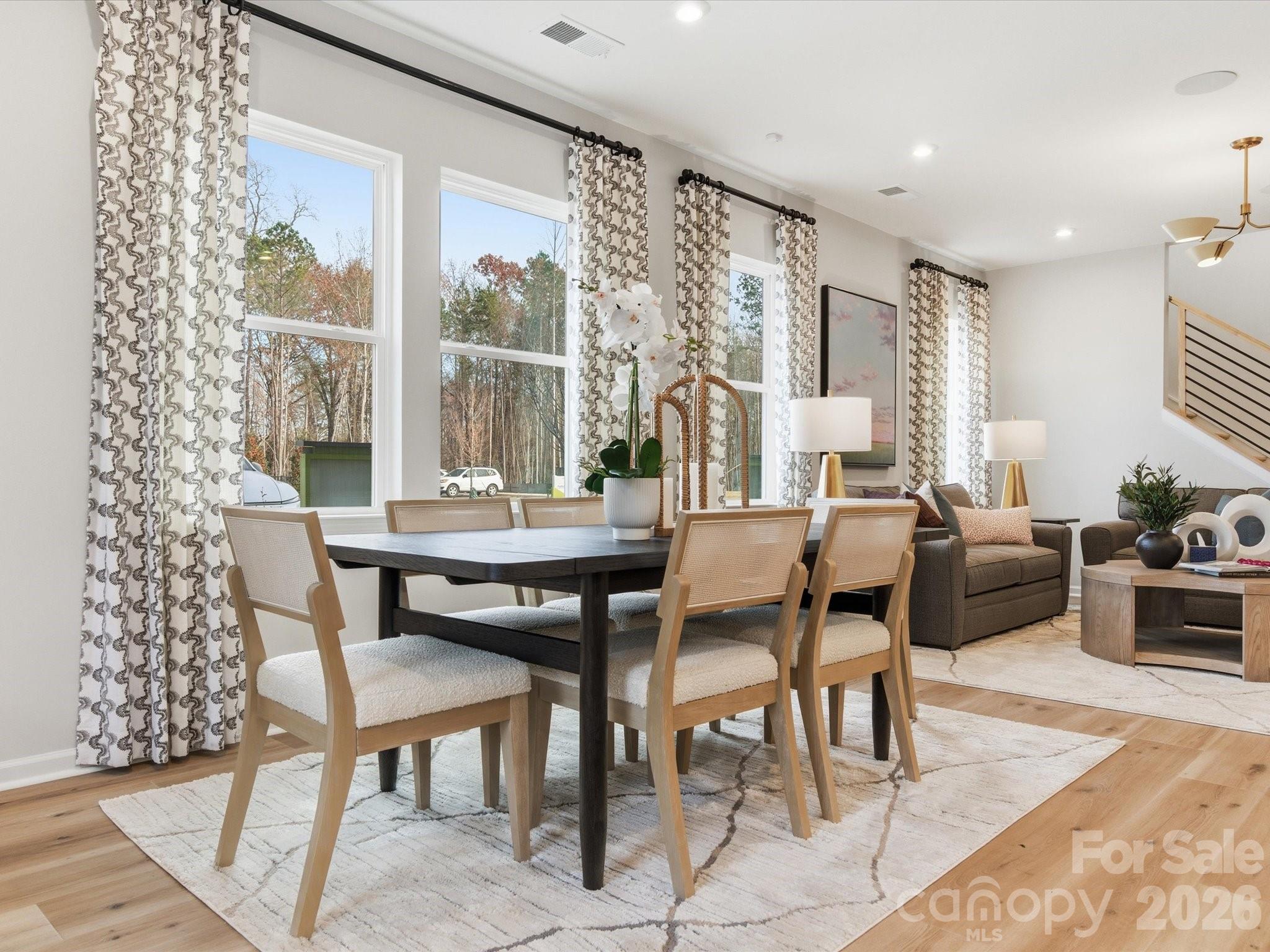 Ellis Townes - Residential