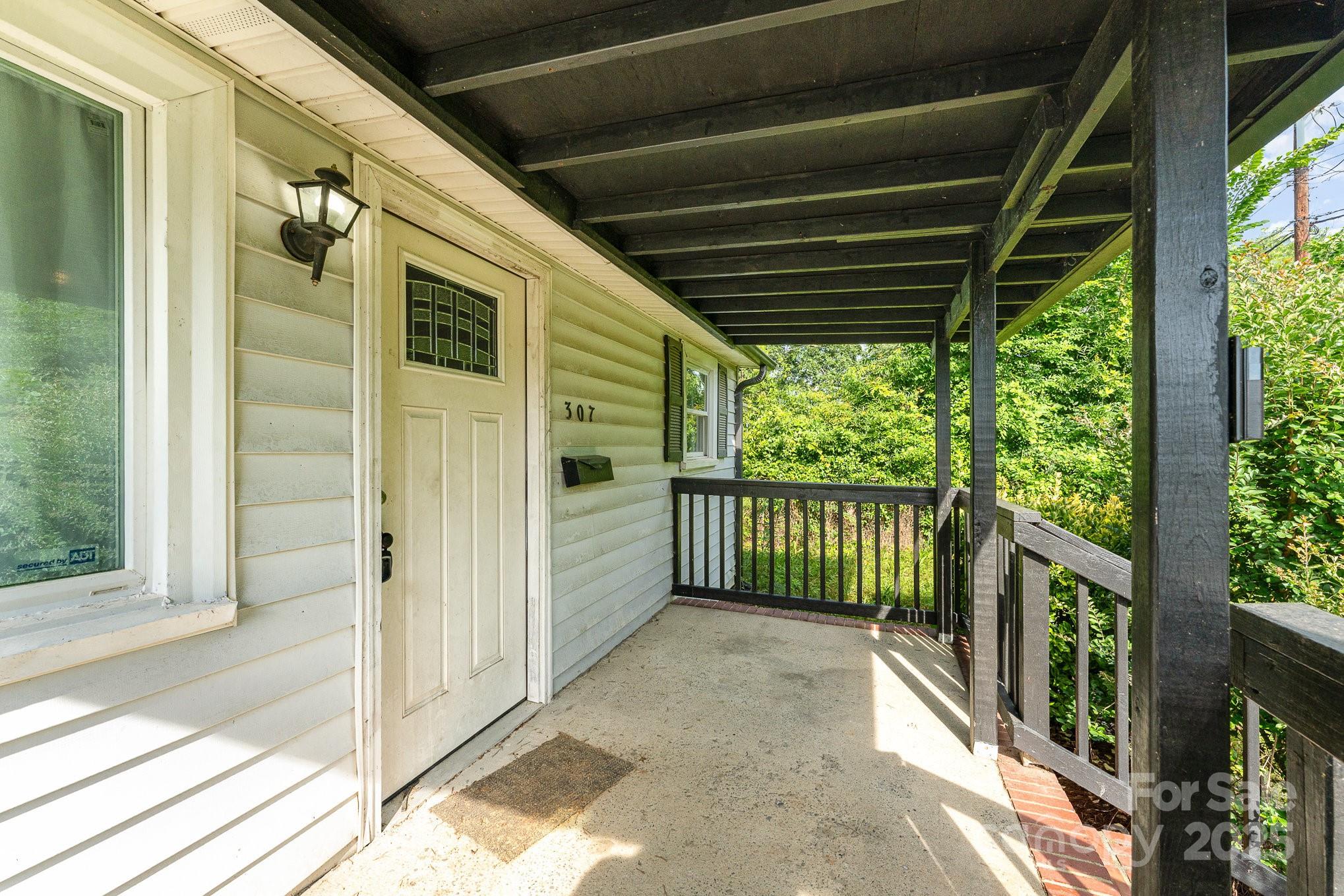 307 Elm Street